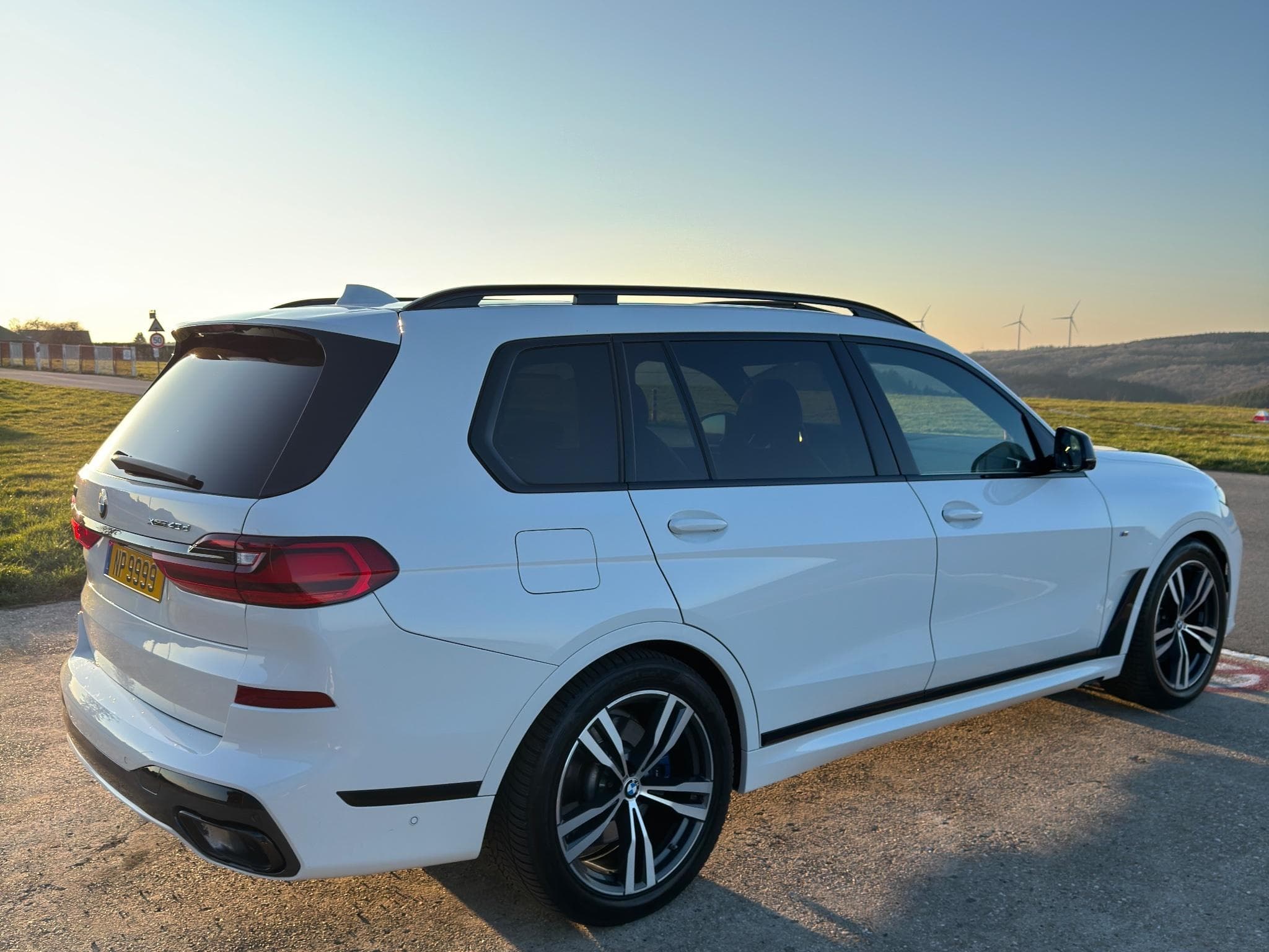 BMW X7 xDrive 40d M-Sport (2022) - Photo 8