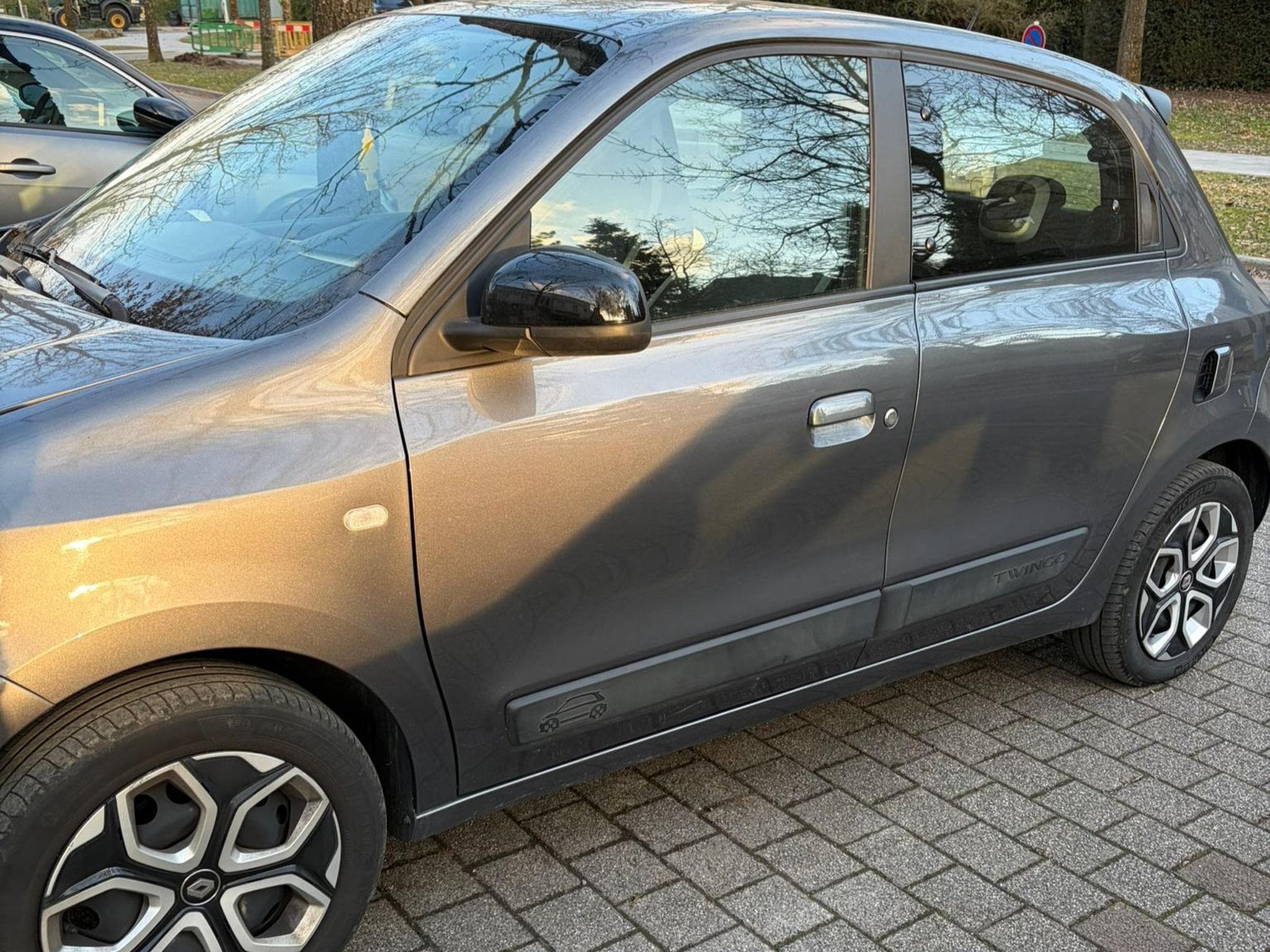 Renault Twingo 1 sce equilibre (2023) - Photo 3