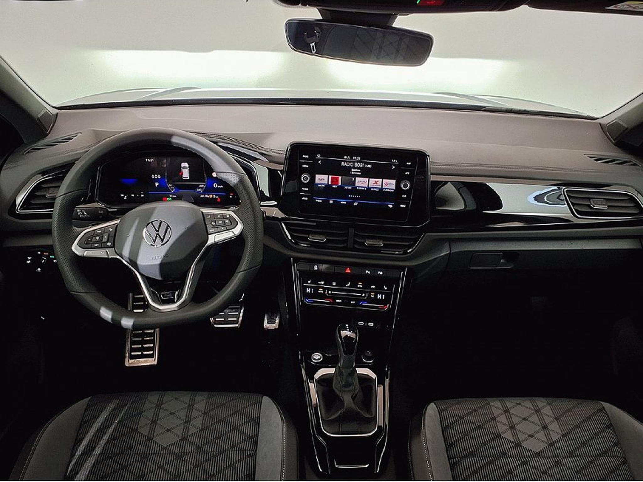 VW T-Roc (2025) - Photo 11