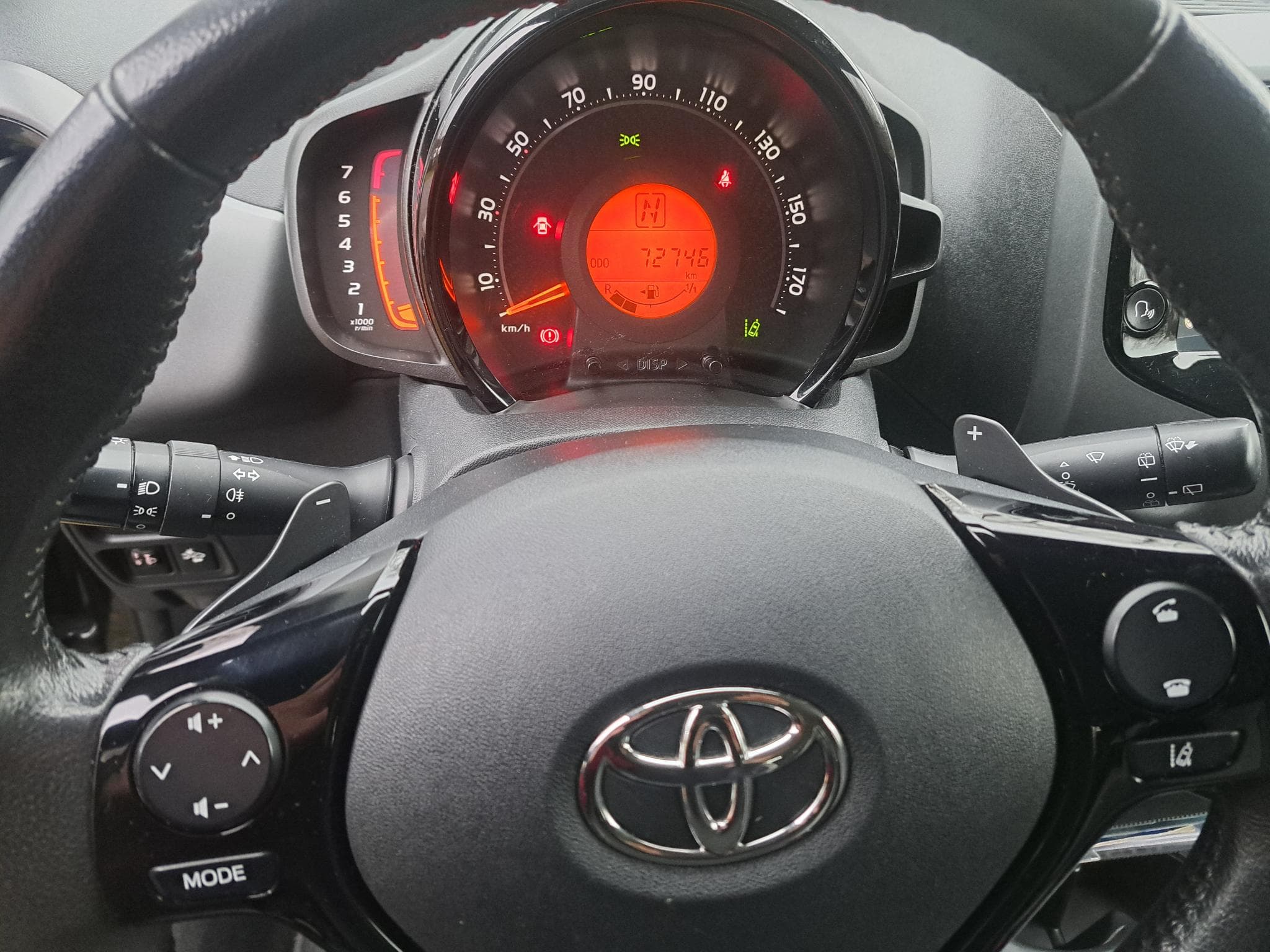 Toyota Aygo 1.0 VVT-i AUTOMATIQUE (2022) - Photo 7