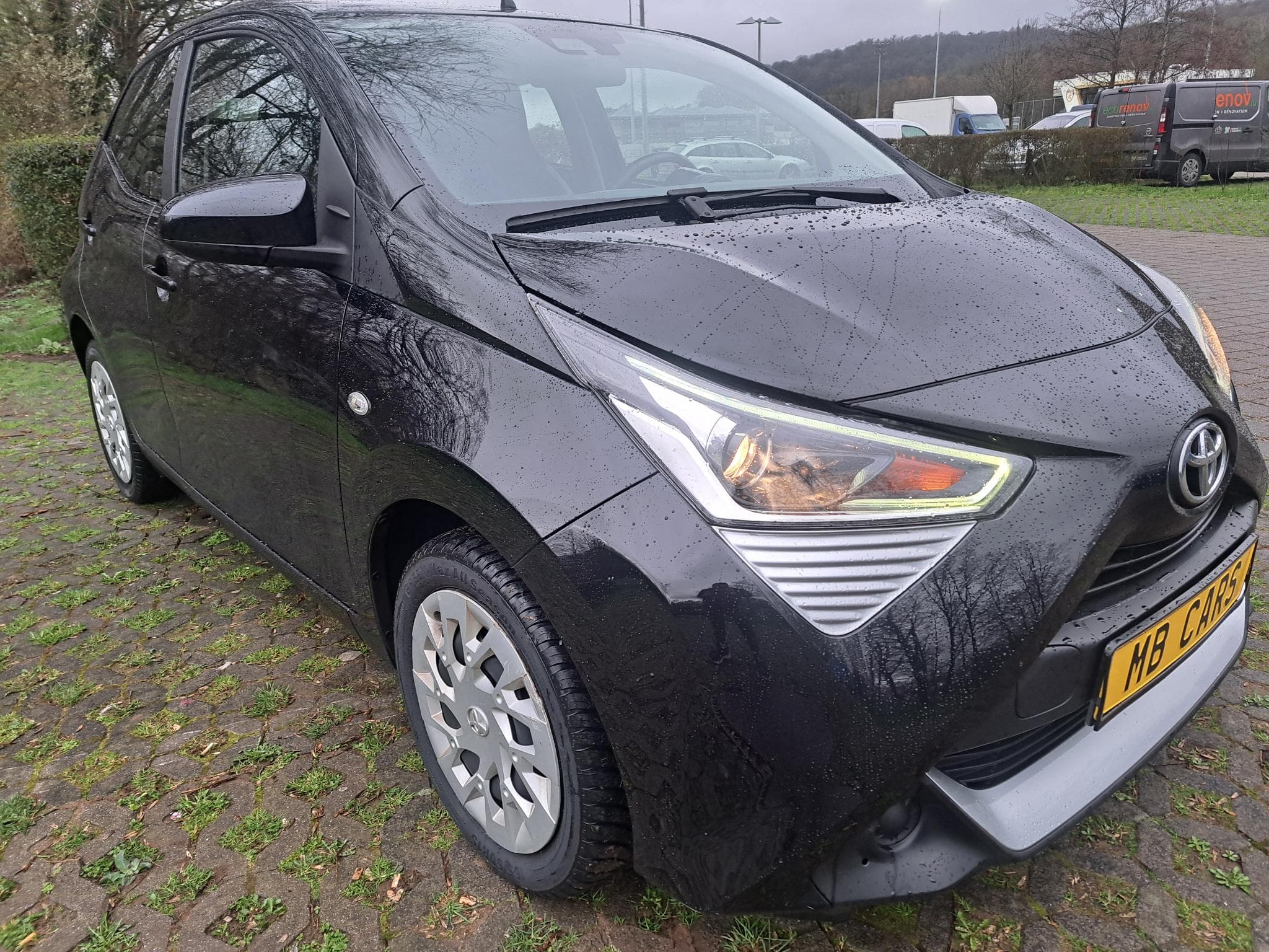 Toyota Aygo 1.0 VVT-i AUTOMATIQUE (2022) - Photo 2