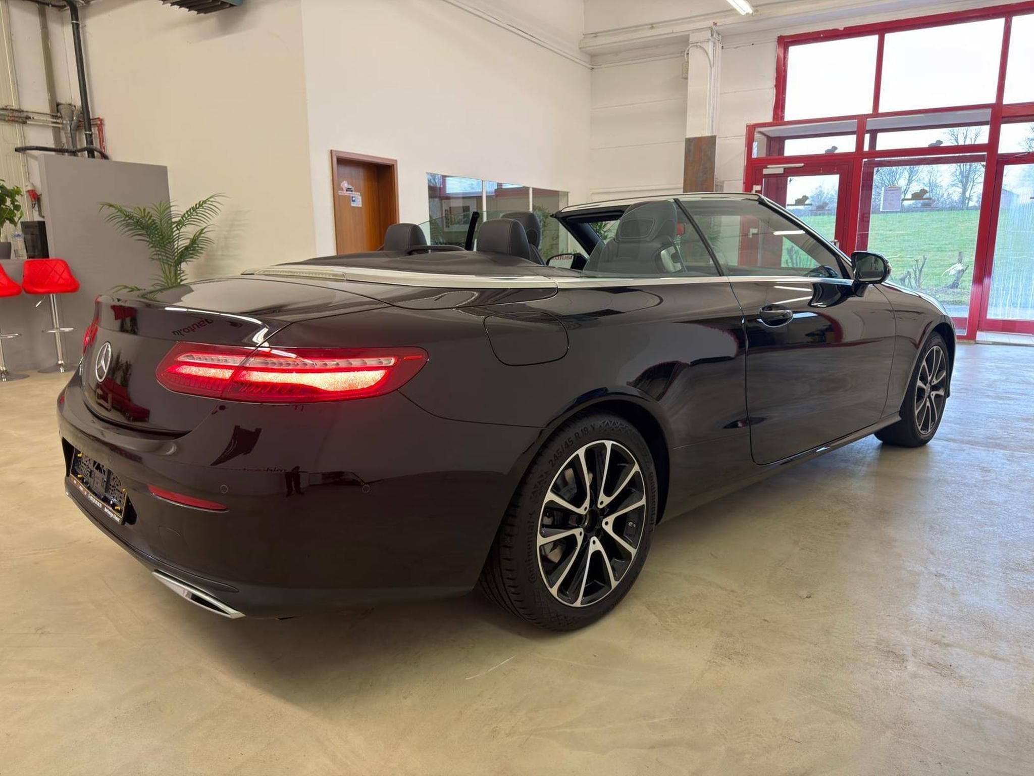 Mercedes E 200 Cabrio (2020) - Photo 6