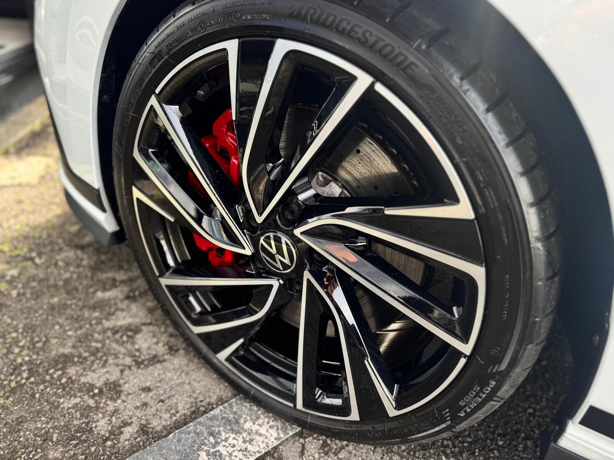 VW GTI GOLF VIII GTI CLUBSPORT 2.0L 300CV (2022) - Photo 12