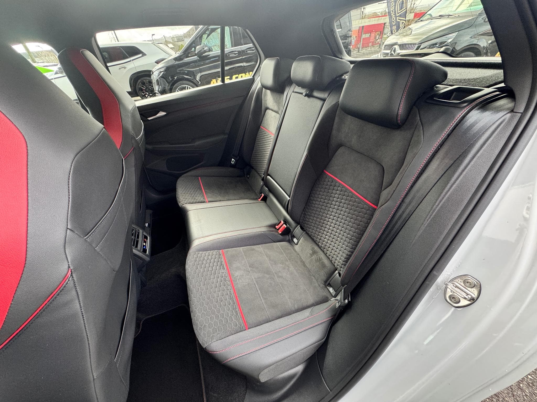 VW GTI GOLF VIII GTI CLUBSPORT 2.0L 300CV (2022) - Photo 11