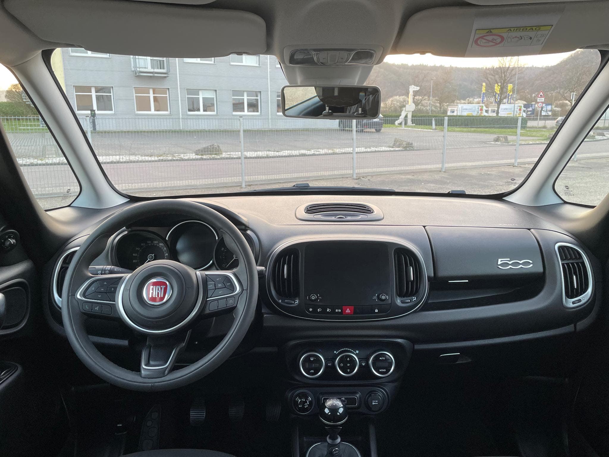 Fiat 500L 1.4 T-Jet / 26.845 KM / 1 Owner / used like new (2018) - Photo 11