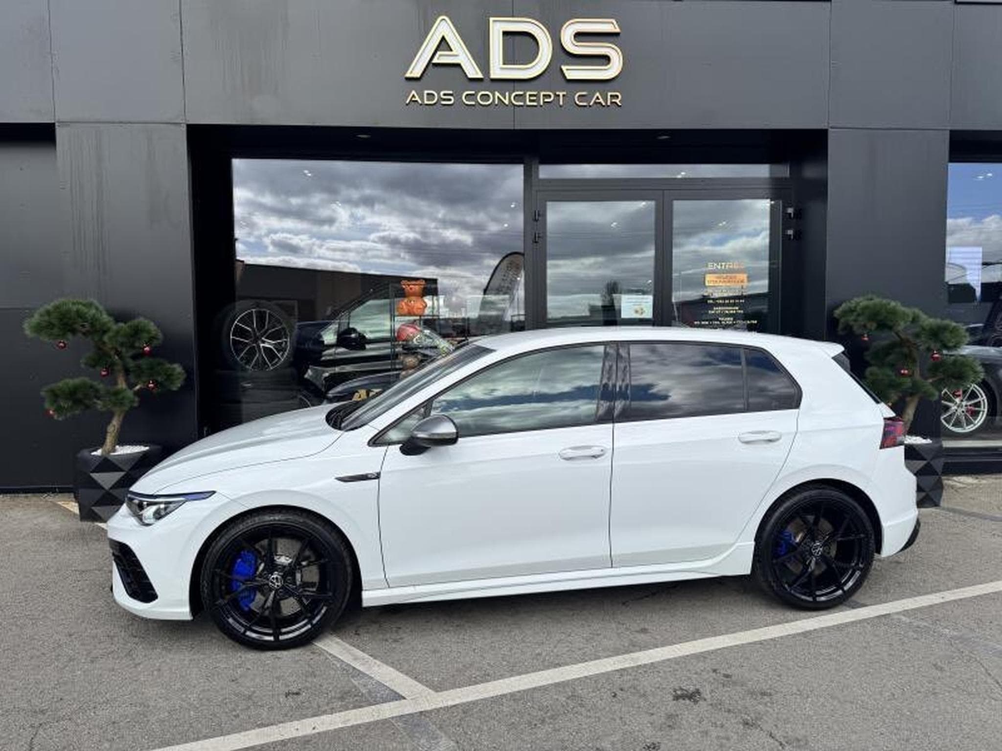 VW Golf 8 R 4MOTION 2.0L 320CV (2022) - Photo 2