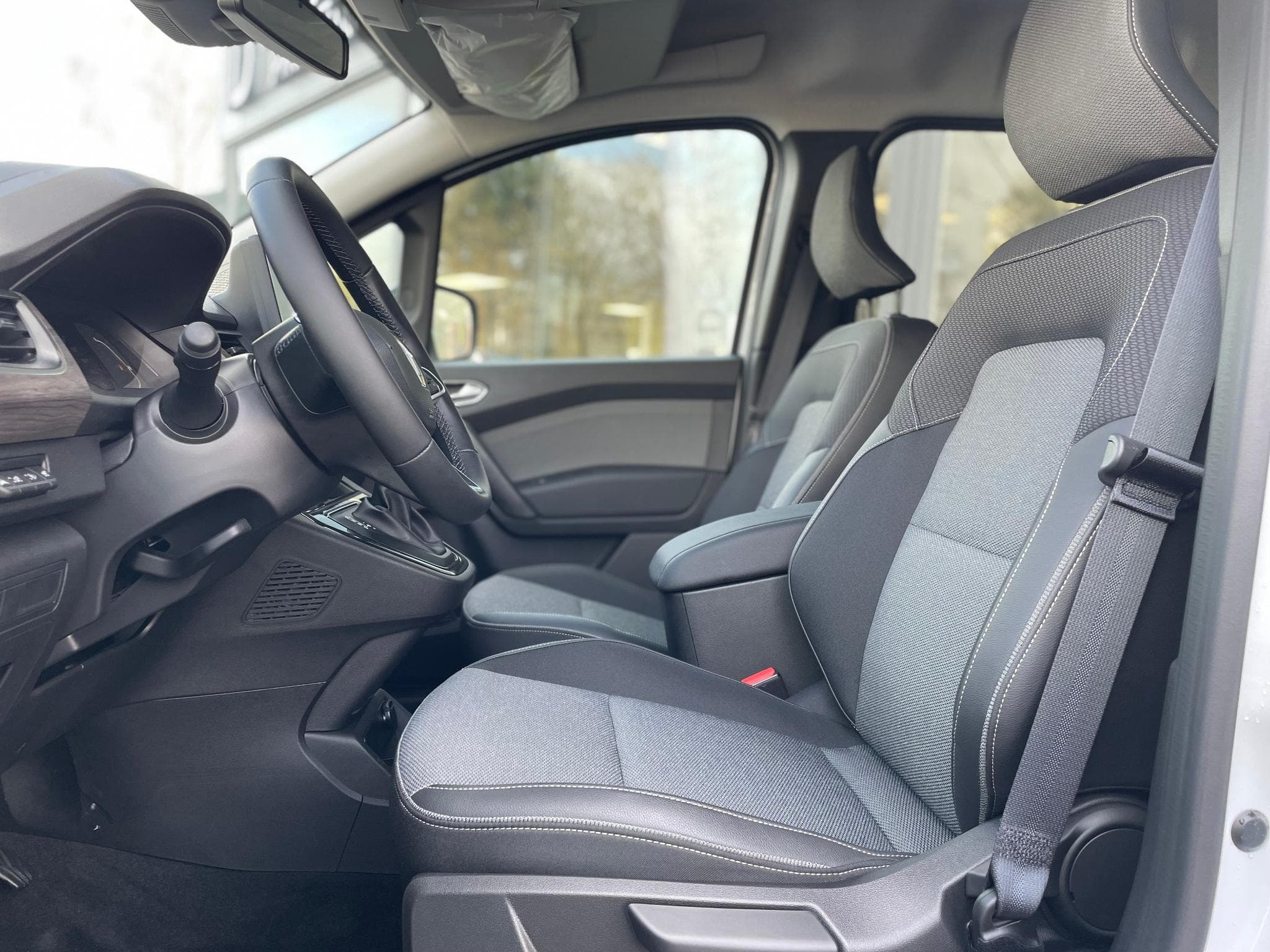 Renault Kangoo 1.3 TCE 131 Auto Neuf (2025) - Foto 7