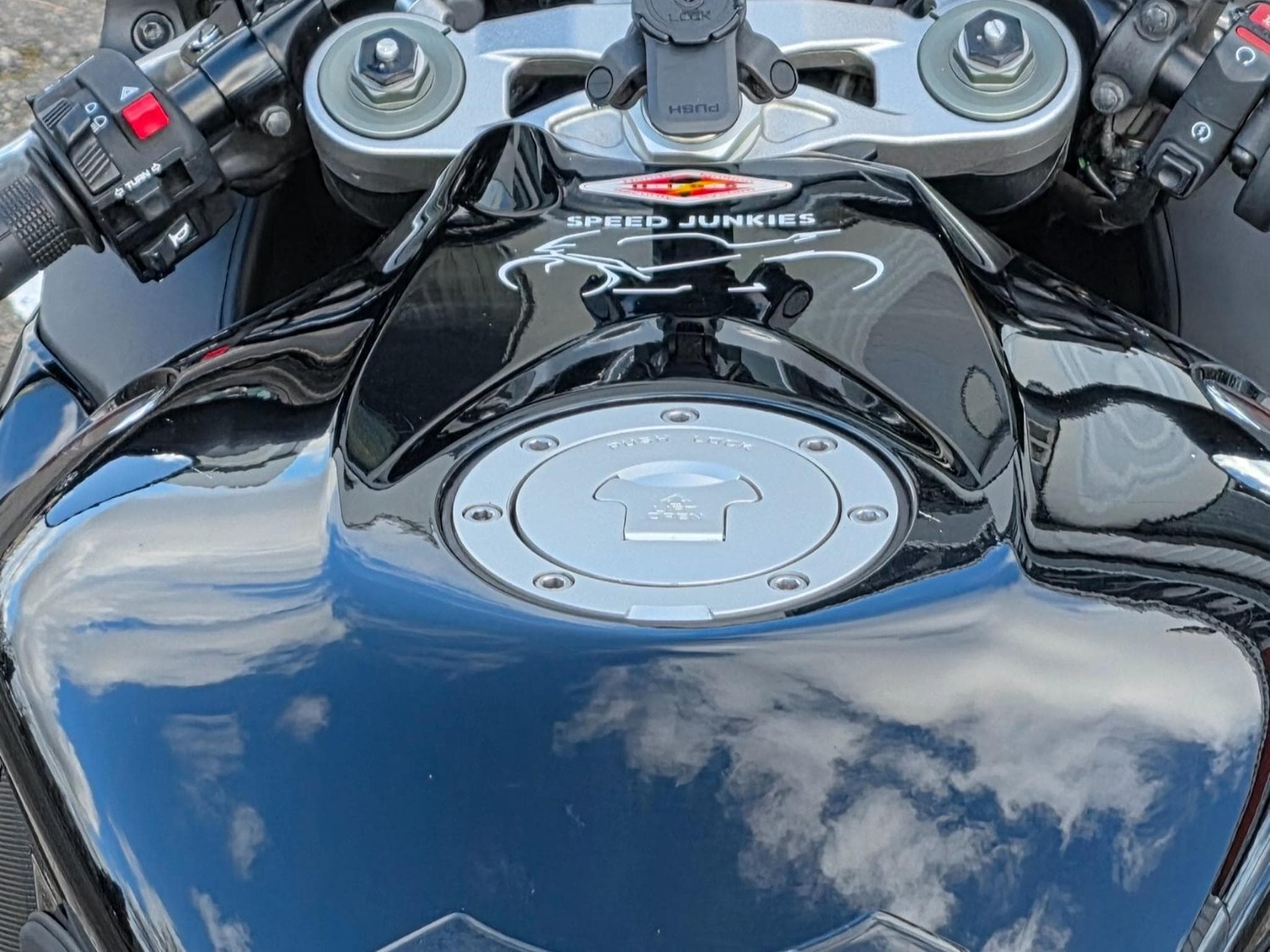 Honda CBR CBR RR FIREBLADE 1000 (2008) - Photo 8