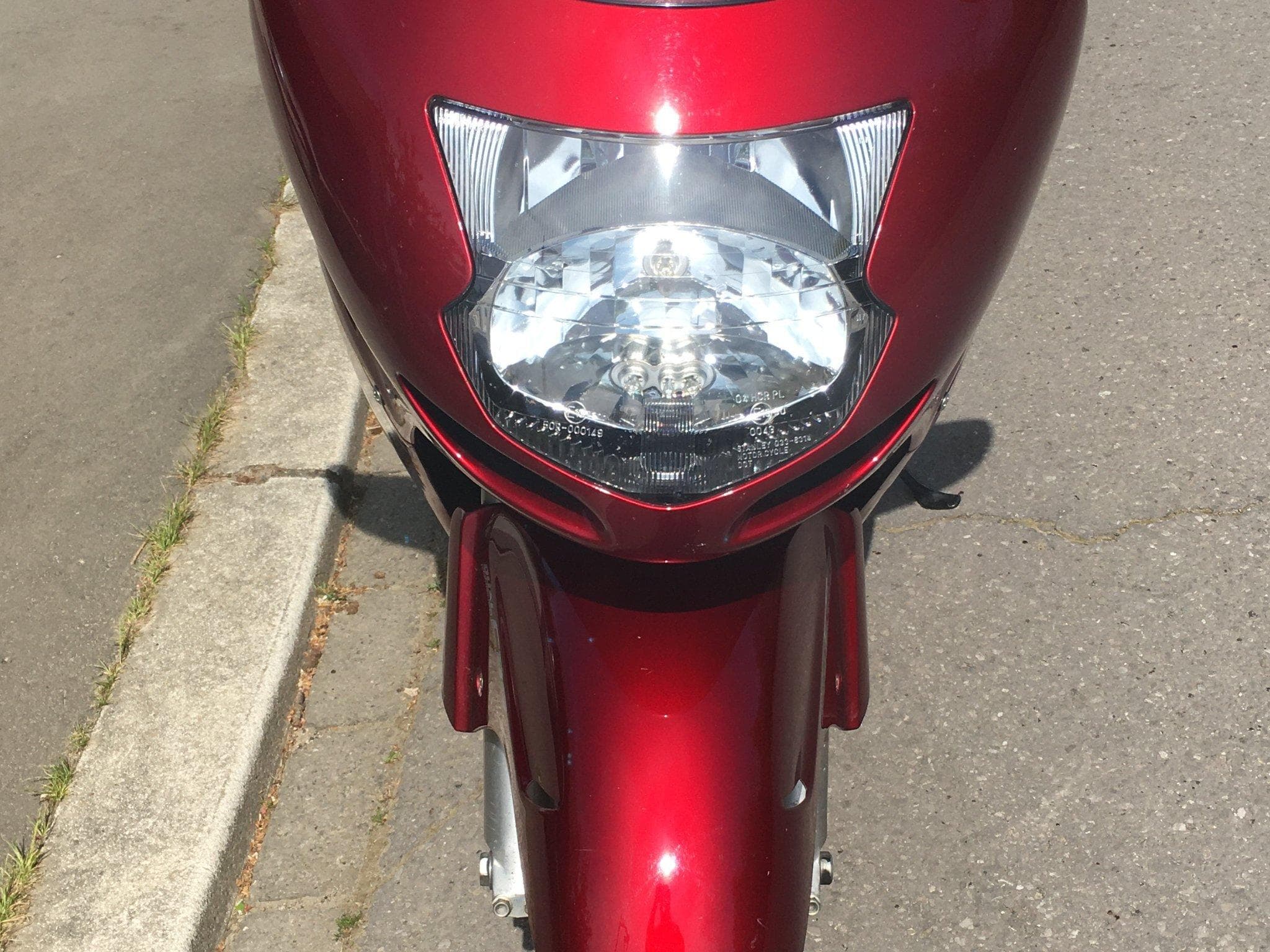 Honda CBR CBR 1100XX (1999) - Photo 2