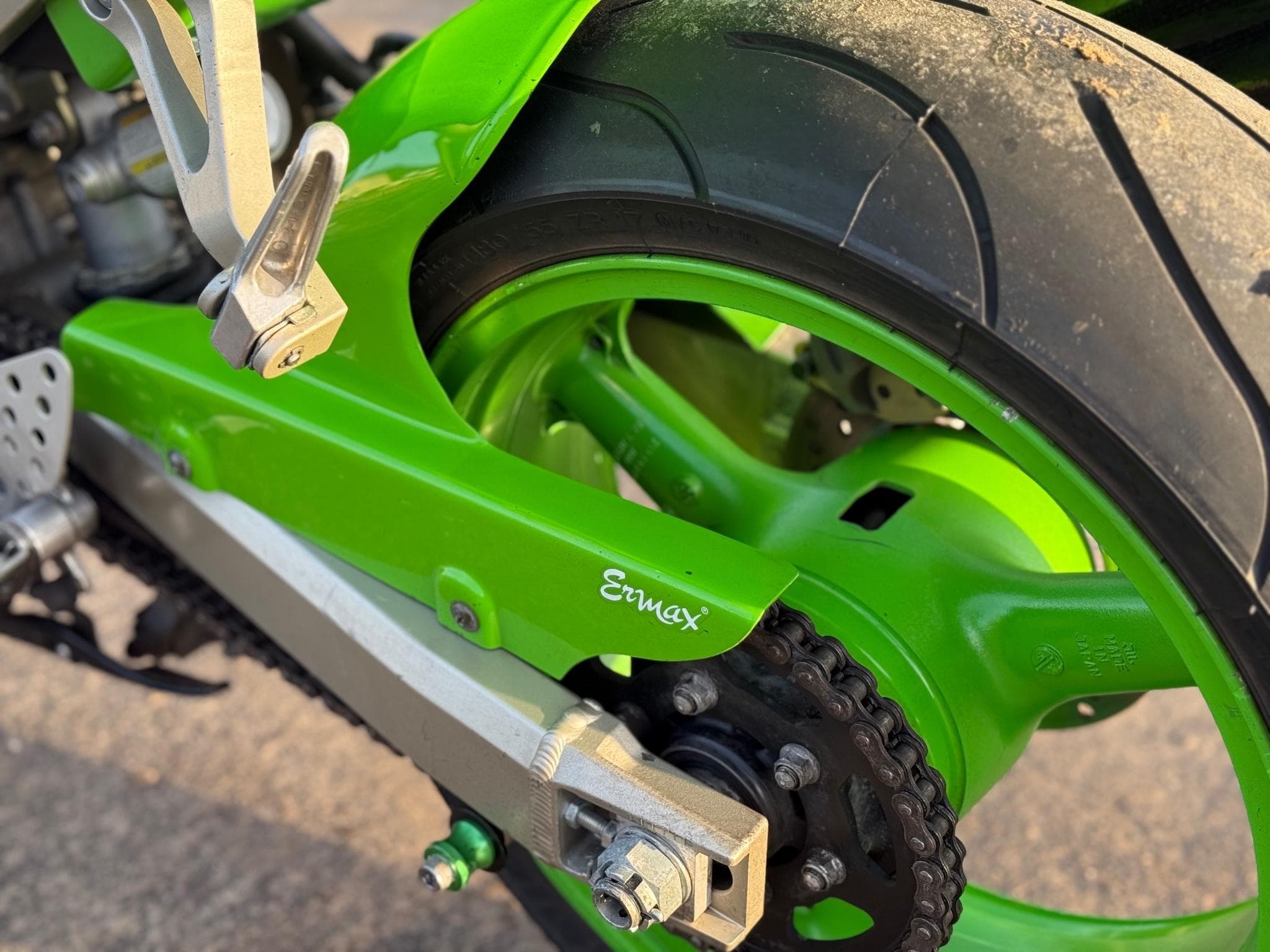 Kawasaki ZX6R 636 Ninja (2002) - Photo 6