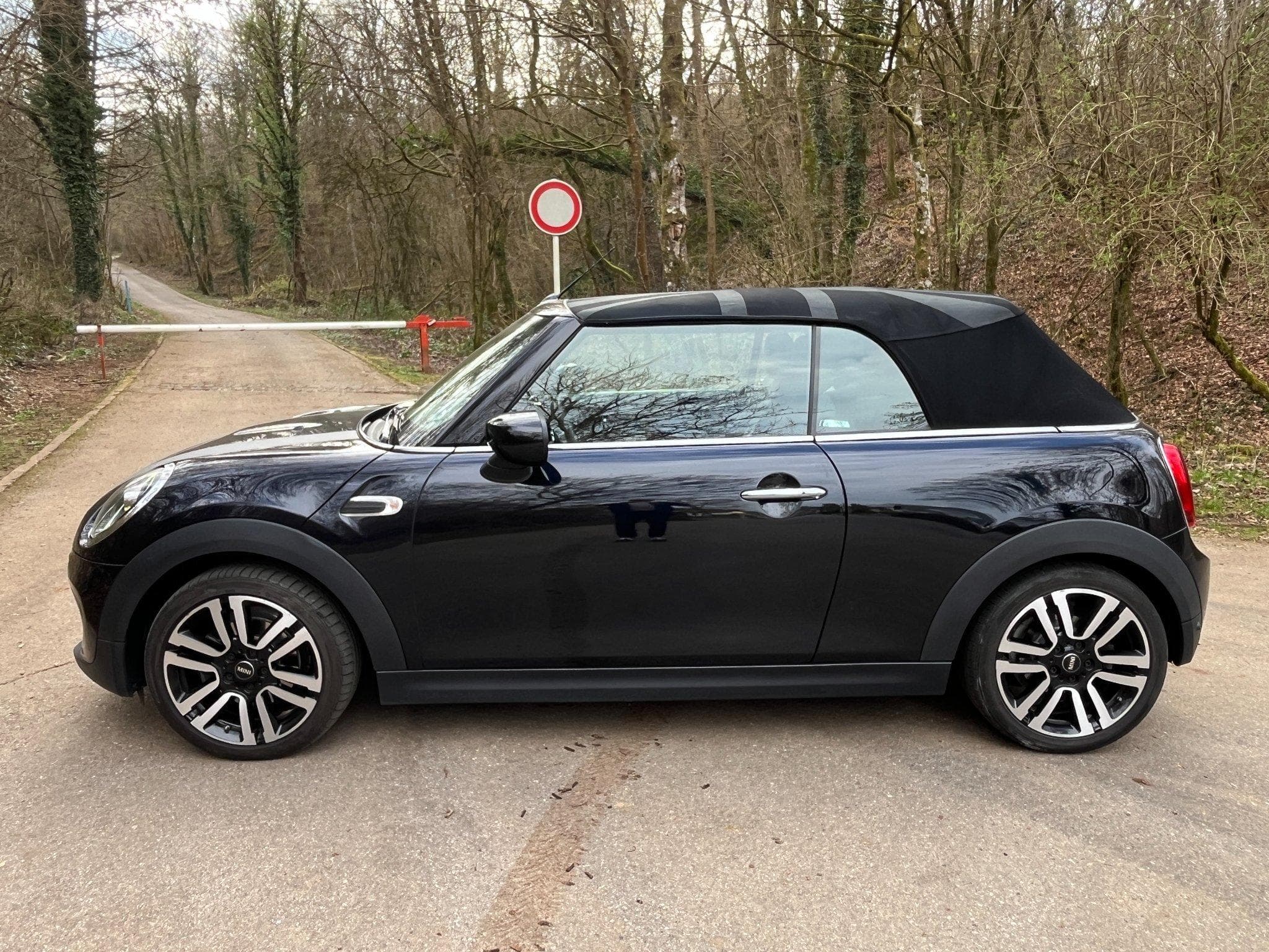 Mini Cabrio Cooper 1.5 AUTOMATIQUE (2020) - Photo 2