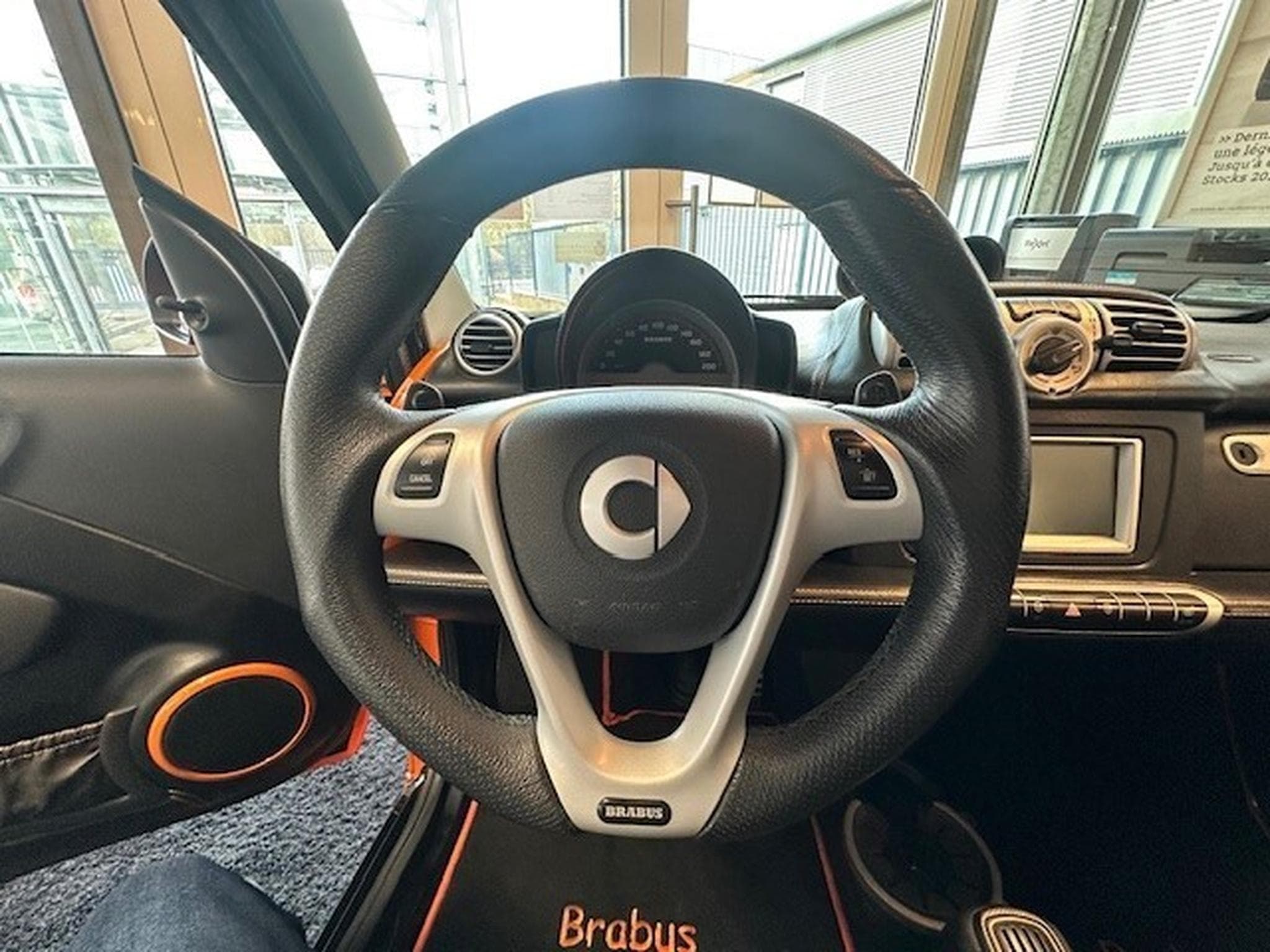 Smart Fortwo 75kw coupé BRABUS Tailor Made (2011) - Foto 17