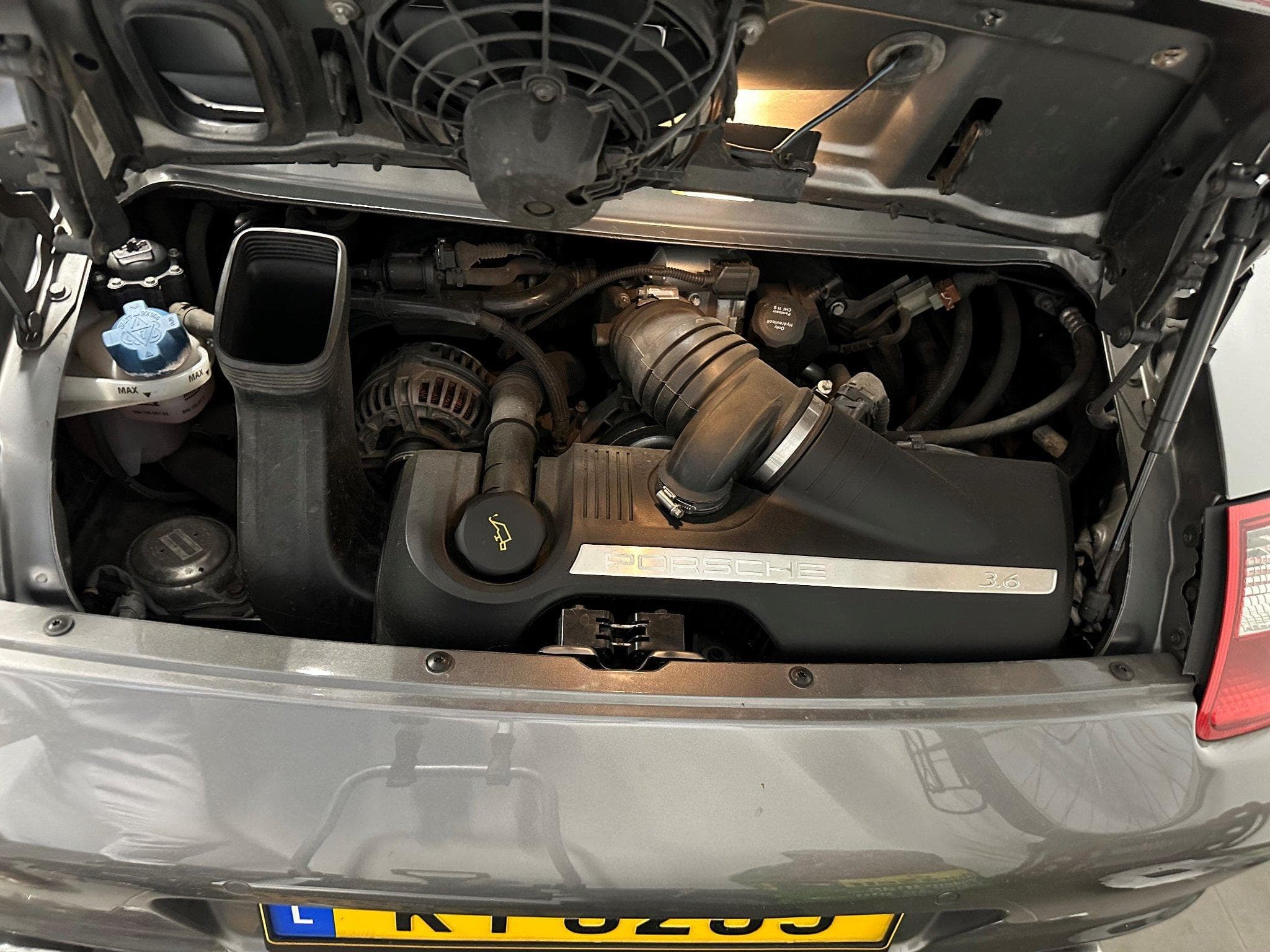 Porsche 911 997 Carrera 2 mk1 boite manuelle (2008) - Photo 2