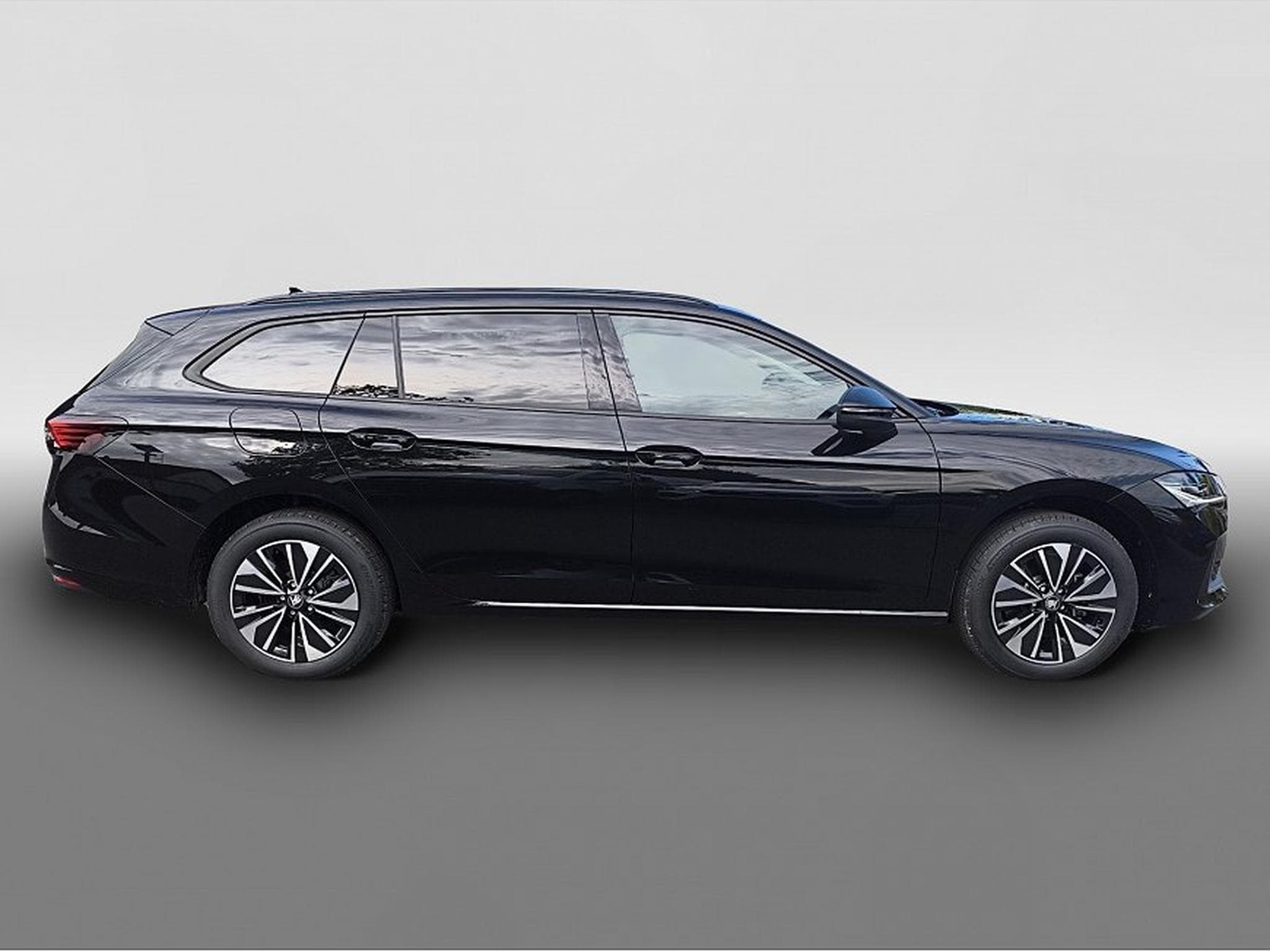 Skoda Superb (2025) - Photo 8