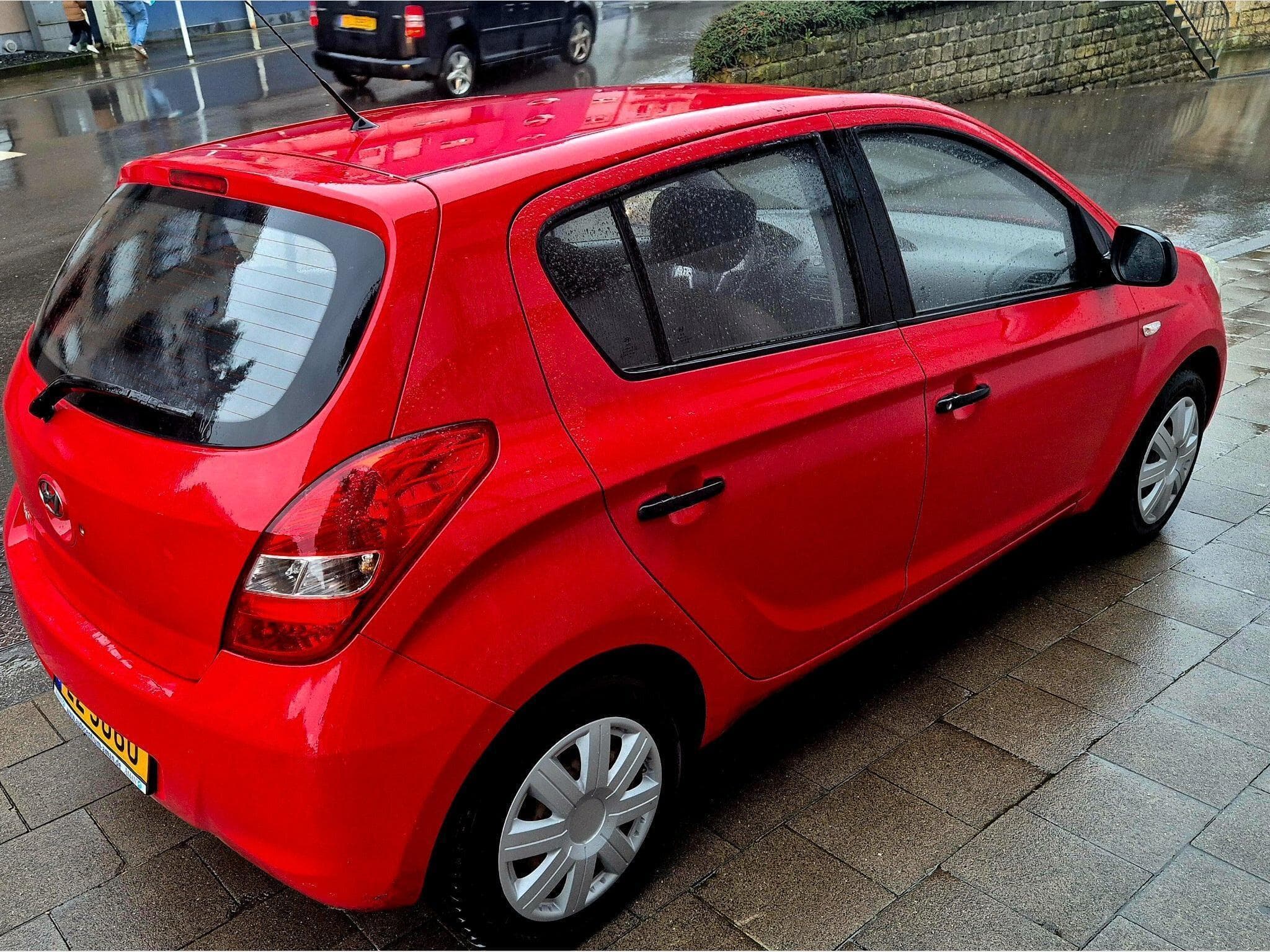 Hyundai i20 1.2 Comfort (2009) - Photo 4