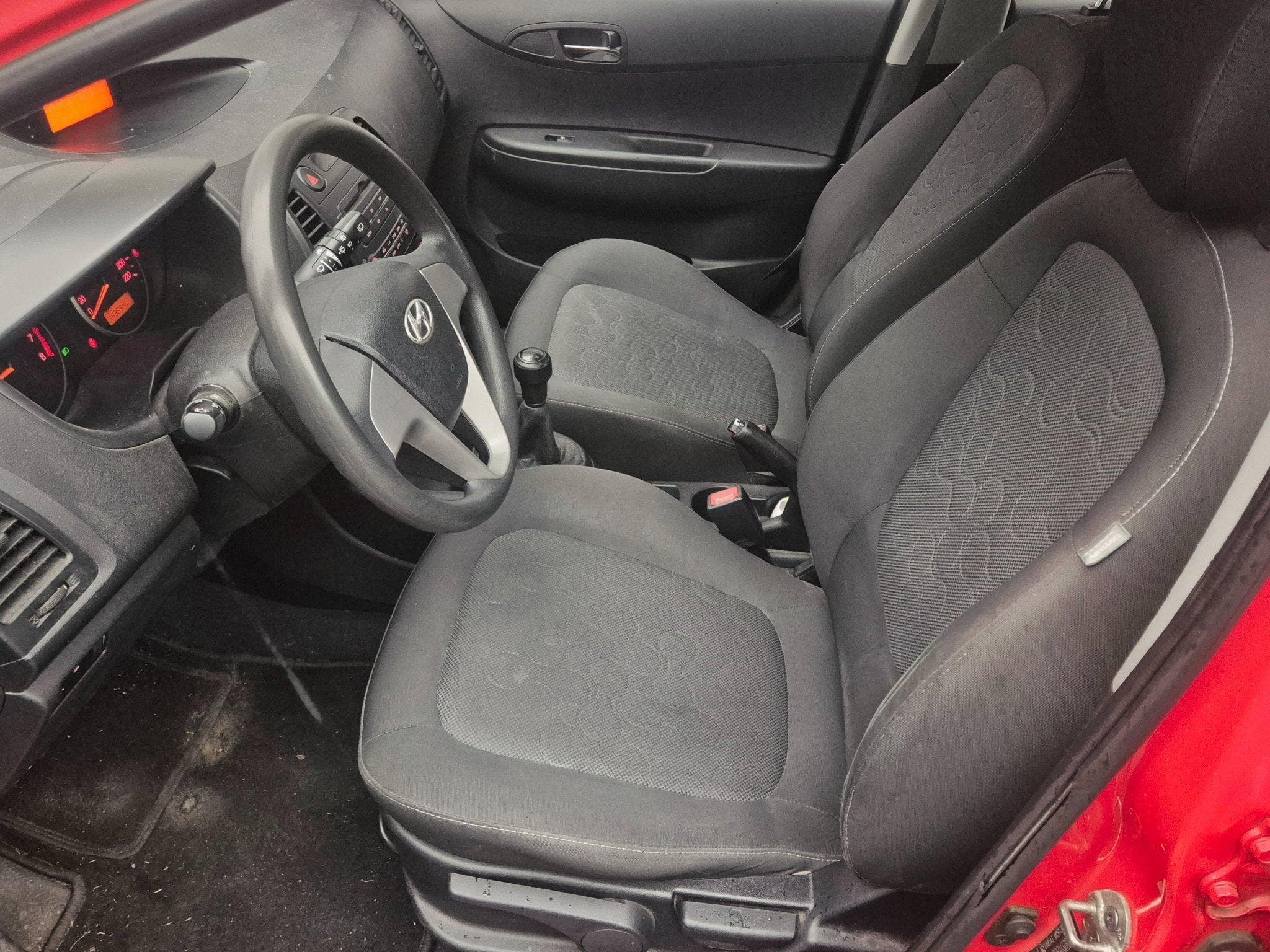 Hyundai i20 1.2 Comfort (2009) - Photo 8