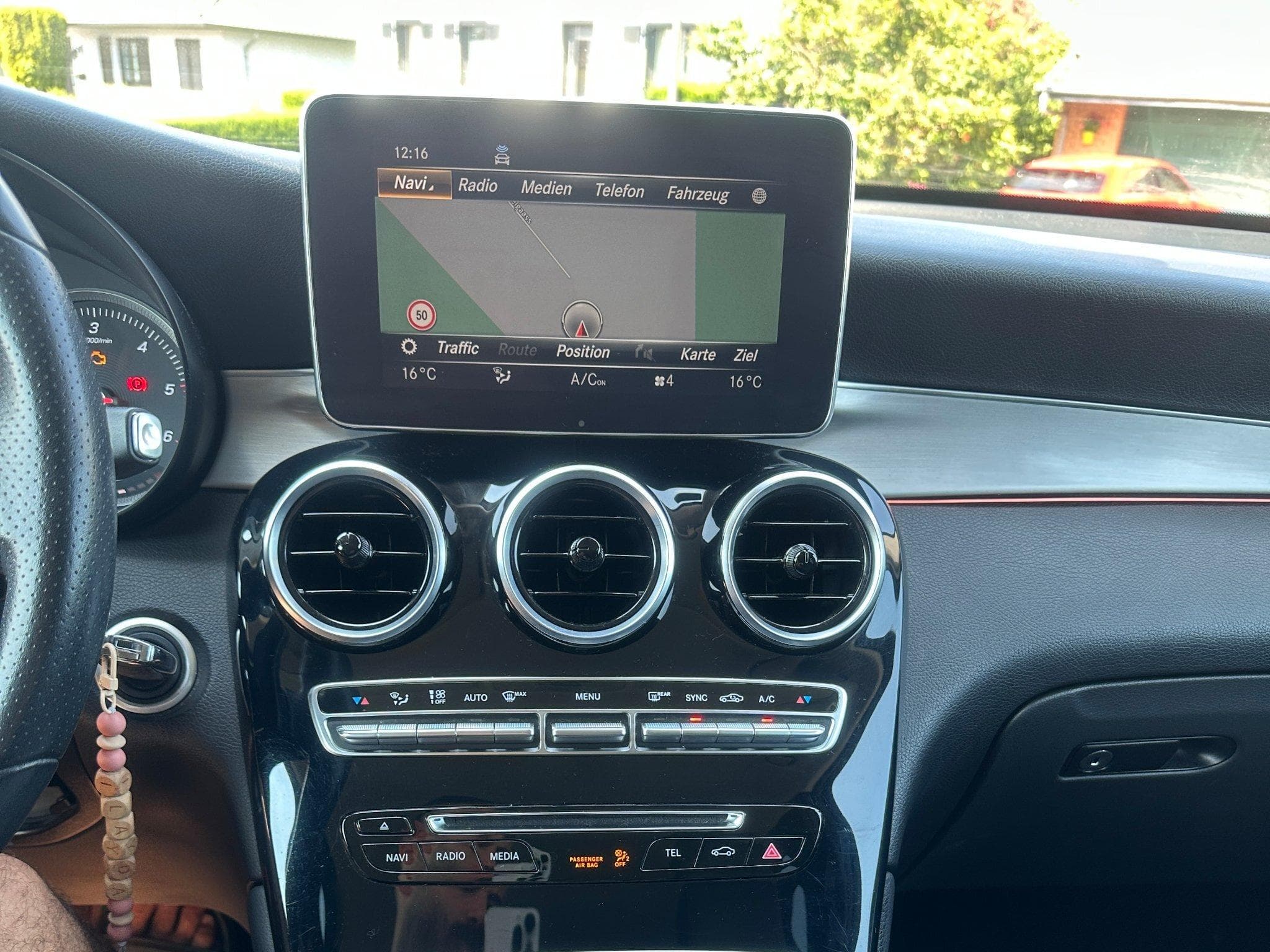 Mercedes GLC 220 (2017) - Photo 7