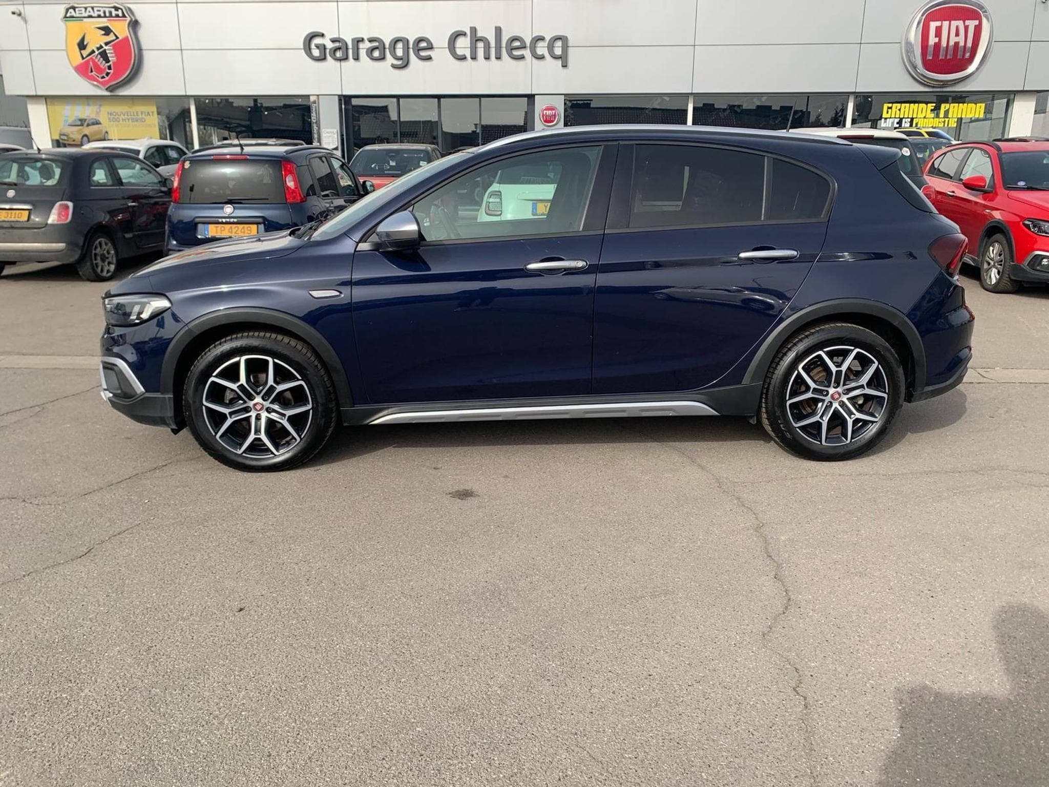 Fiat Tipo CROSS 1.6 MULTIJET 130 CV (2021) - Photo 1