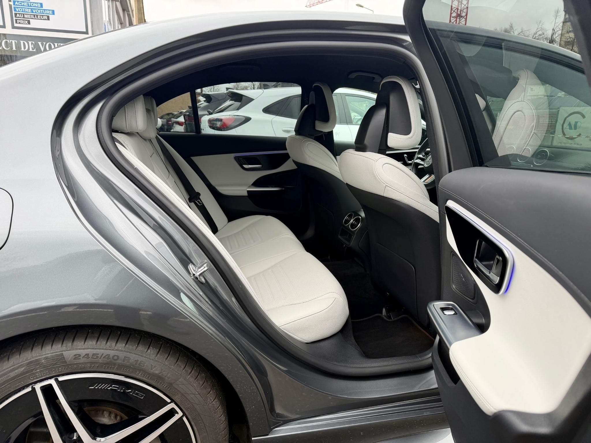 Mercedes C 200 200 d 9G-Tronic AMG Line Night/360°/Keyless (2023) - Photo 10