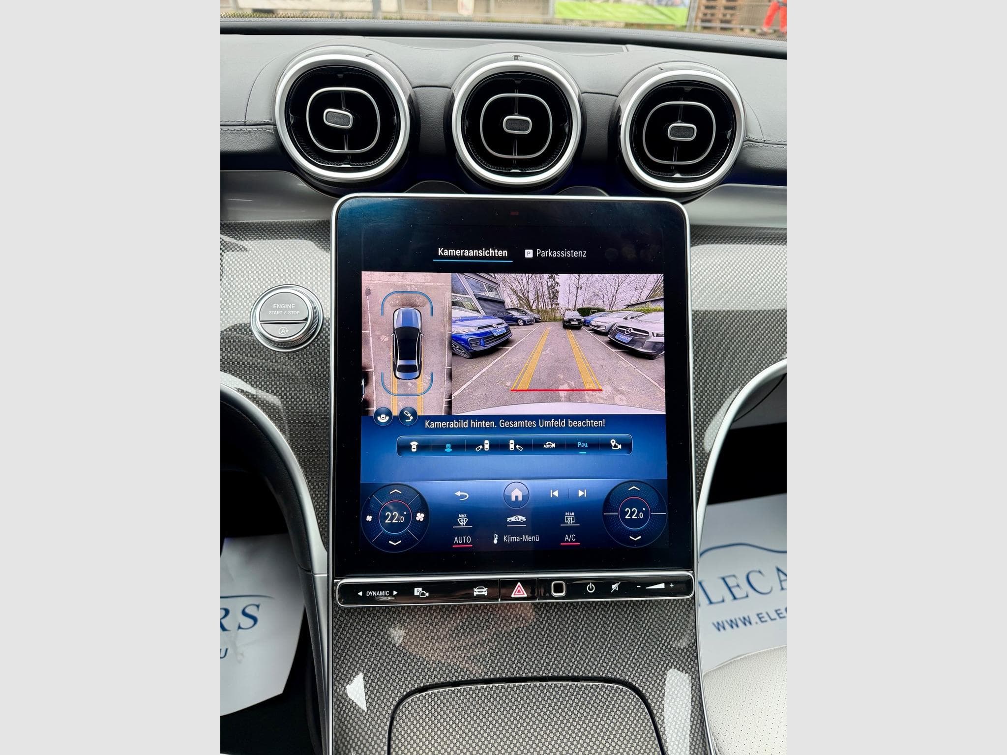 Mercedes C 200 200 d 9G-Tronic AMG Line Night/360°/Keyless (2023) - Photo 13