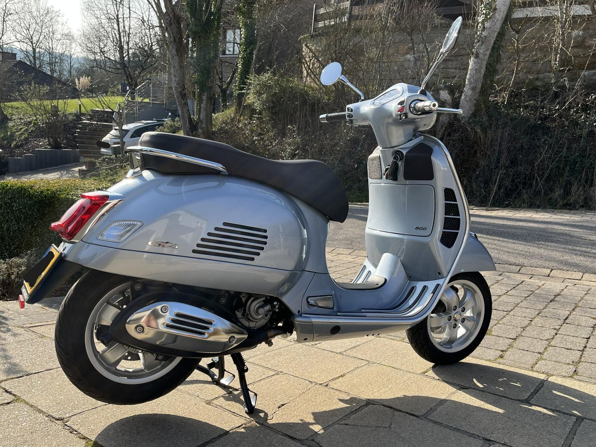 Vespa GTS GTS 300 hpe classica gris (2021) - Foto 2