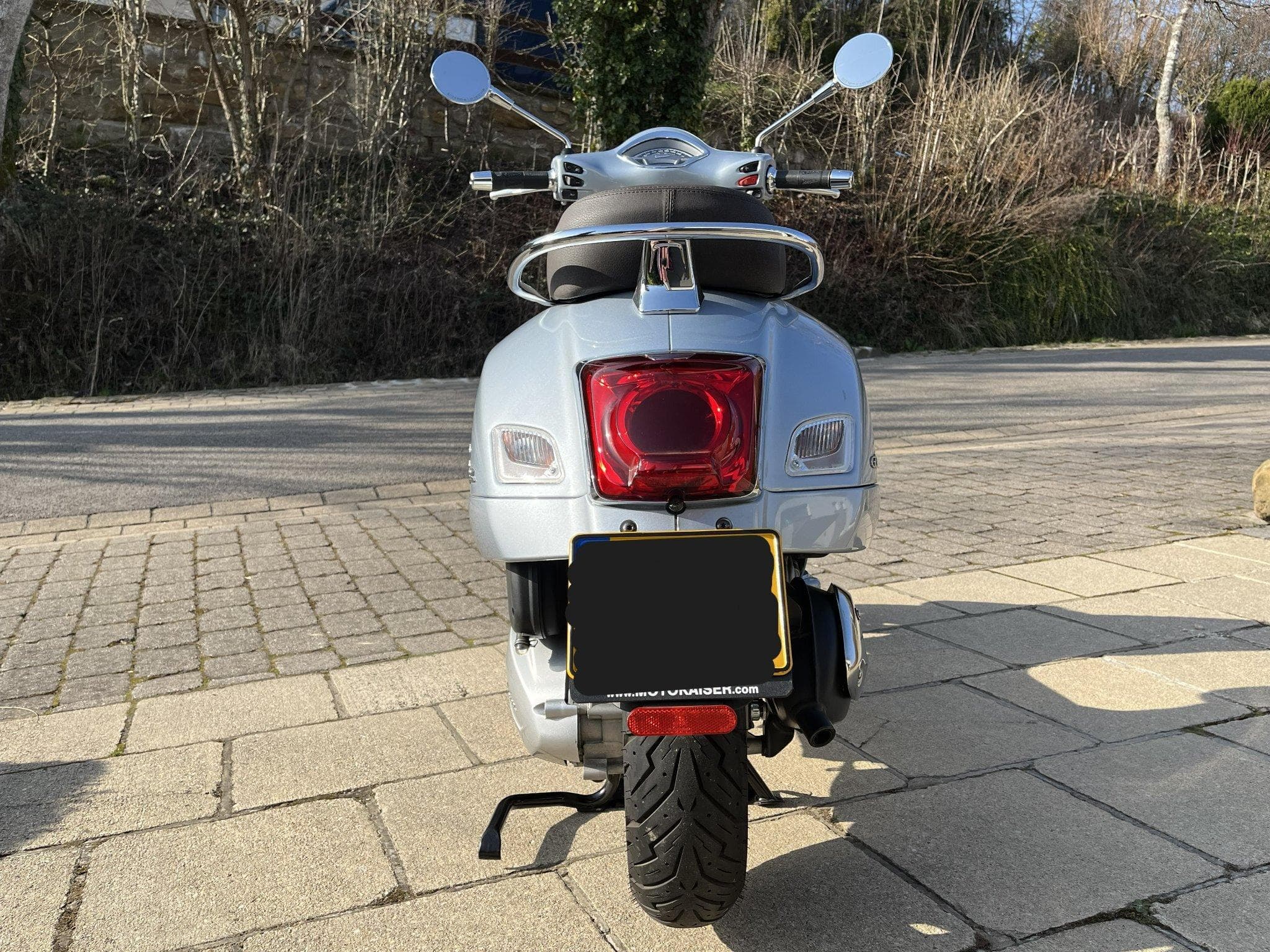 Vespa GTS GTS 300 hpe classica gris (2021) - Foto 3