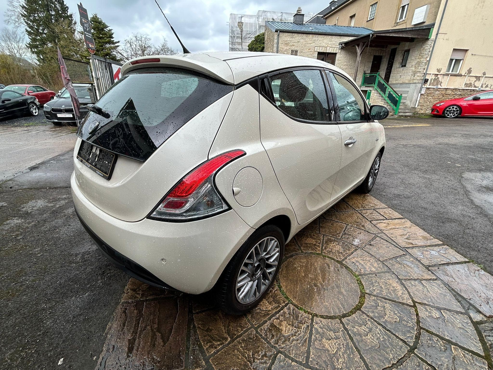 Lancia Ypsilon 1.3 JTD 95CV 5 PORTES 1 MAIN 74.000KM (2011) - Photo 7