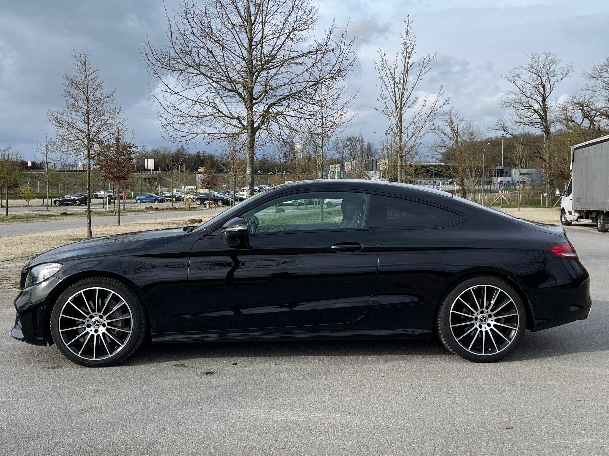 Mercedes C 300 AMG Line - Night Package (2020) - Photo 3