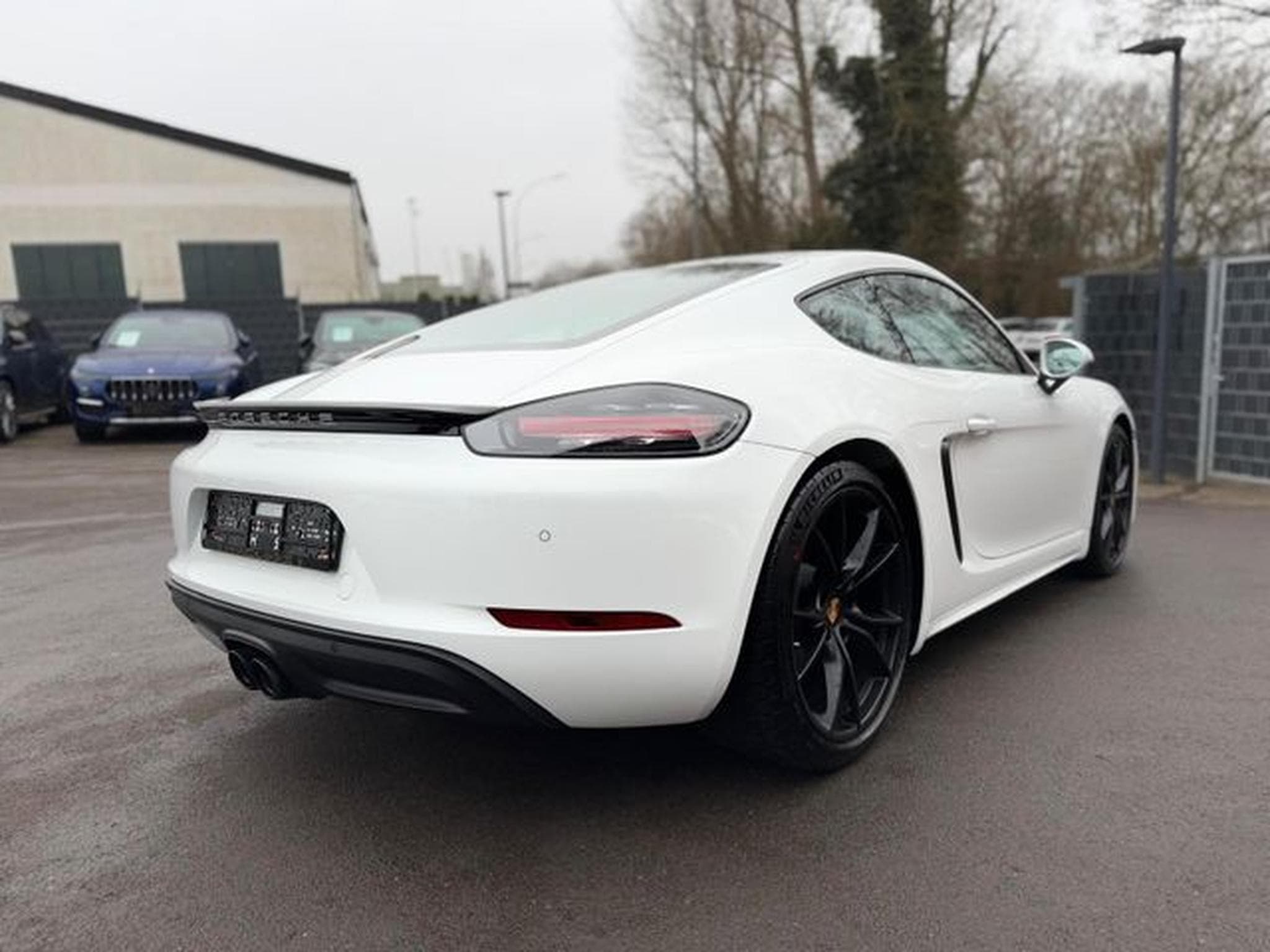 Porsche Cayman CAYMAN 718*SCHALTER*BOSE*PASM*20.ZOLL* (2017) - Photo 7