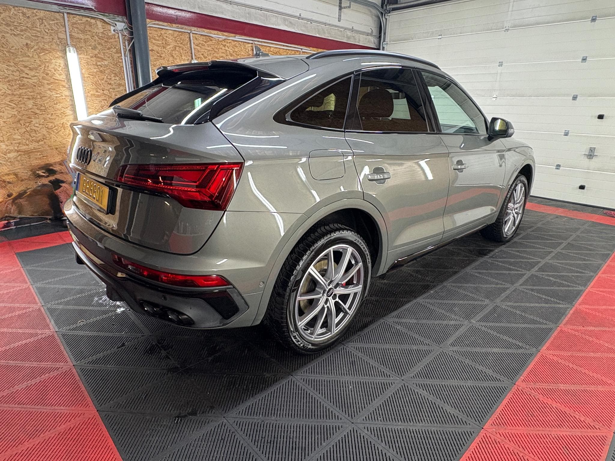 Audi SQ5 TDI quattro (2023) - Photo 3