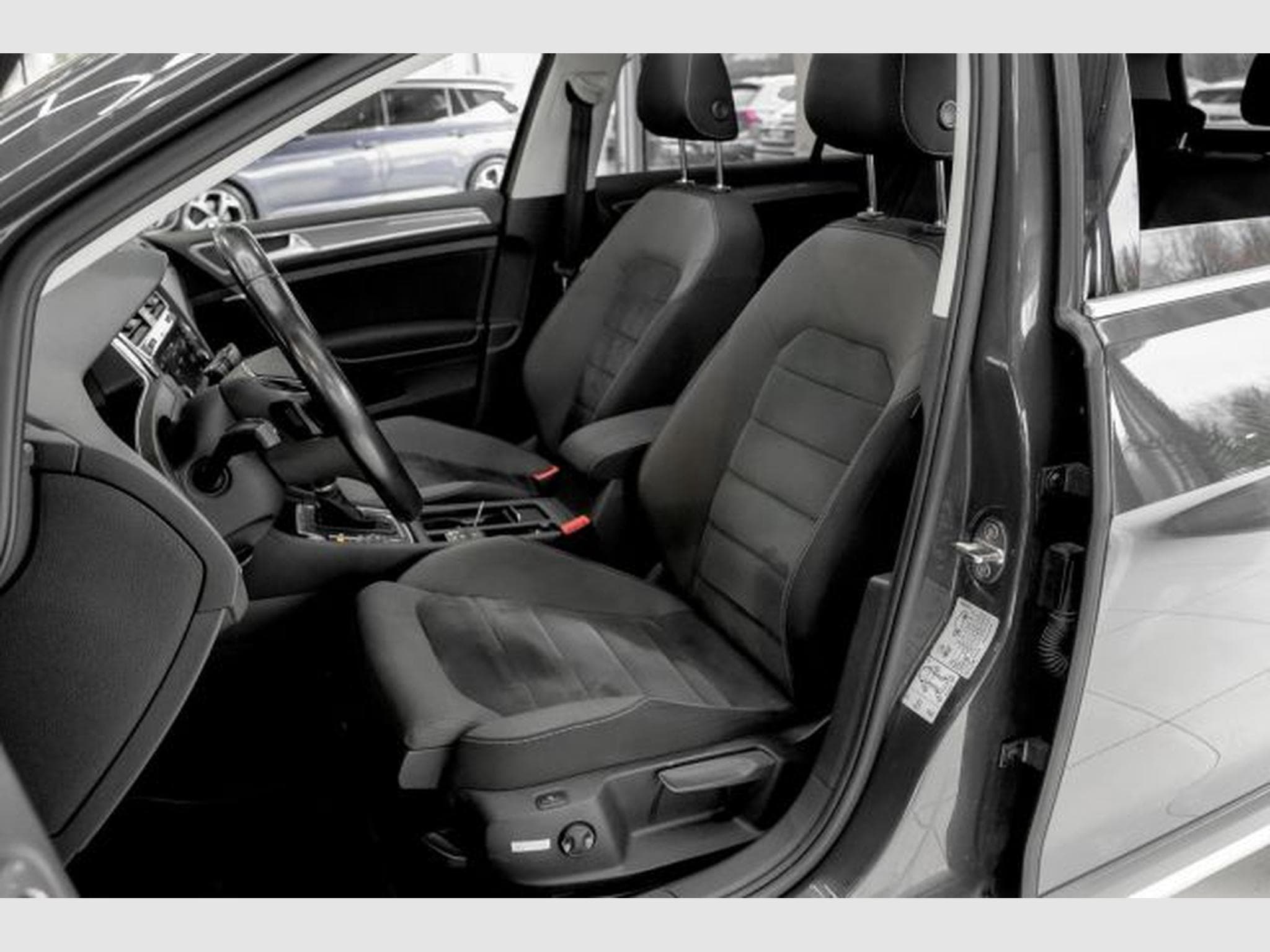 VW Golf Golf 7 2.0 TDI DSG Alltrack 4M NAVI LED AHK PANO (2019) - Photo 12