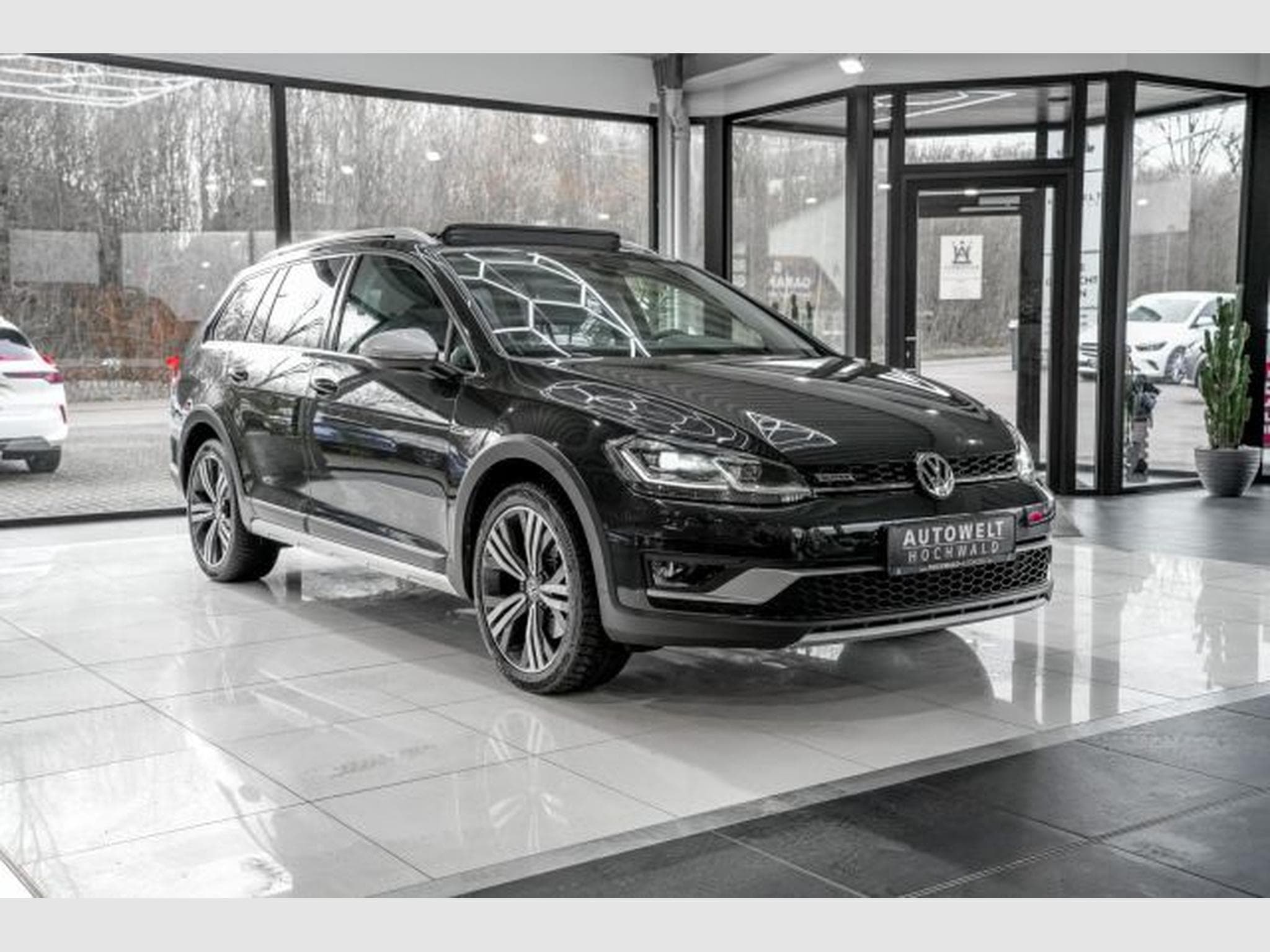 VW Golf Golf 7 2.0 TDI DSG Alltrack 4M NAVI LED AHK PANO (2019) - Photo 4