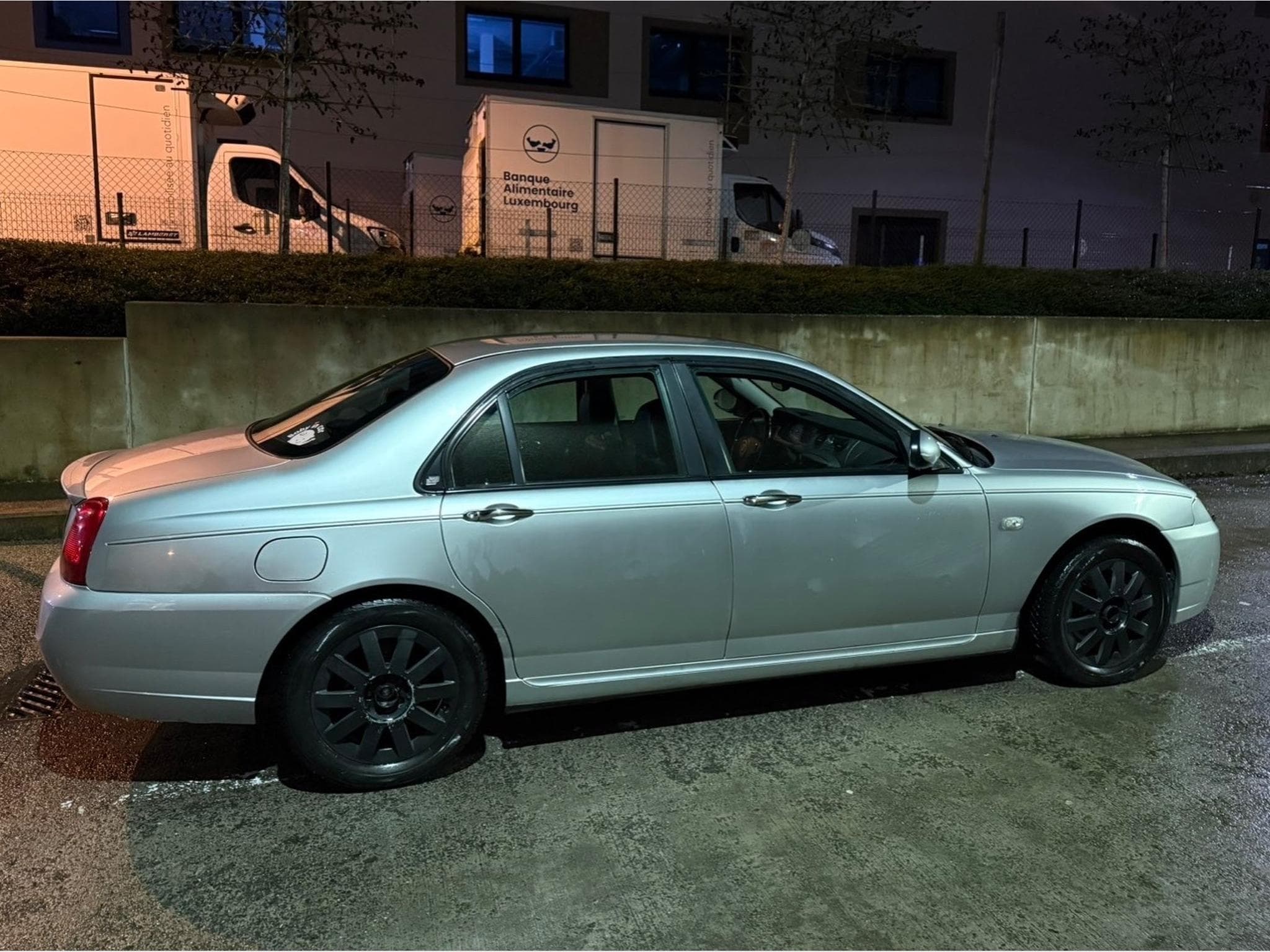 MG ZT (2005) - Photo 1