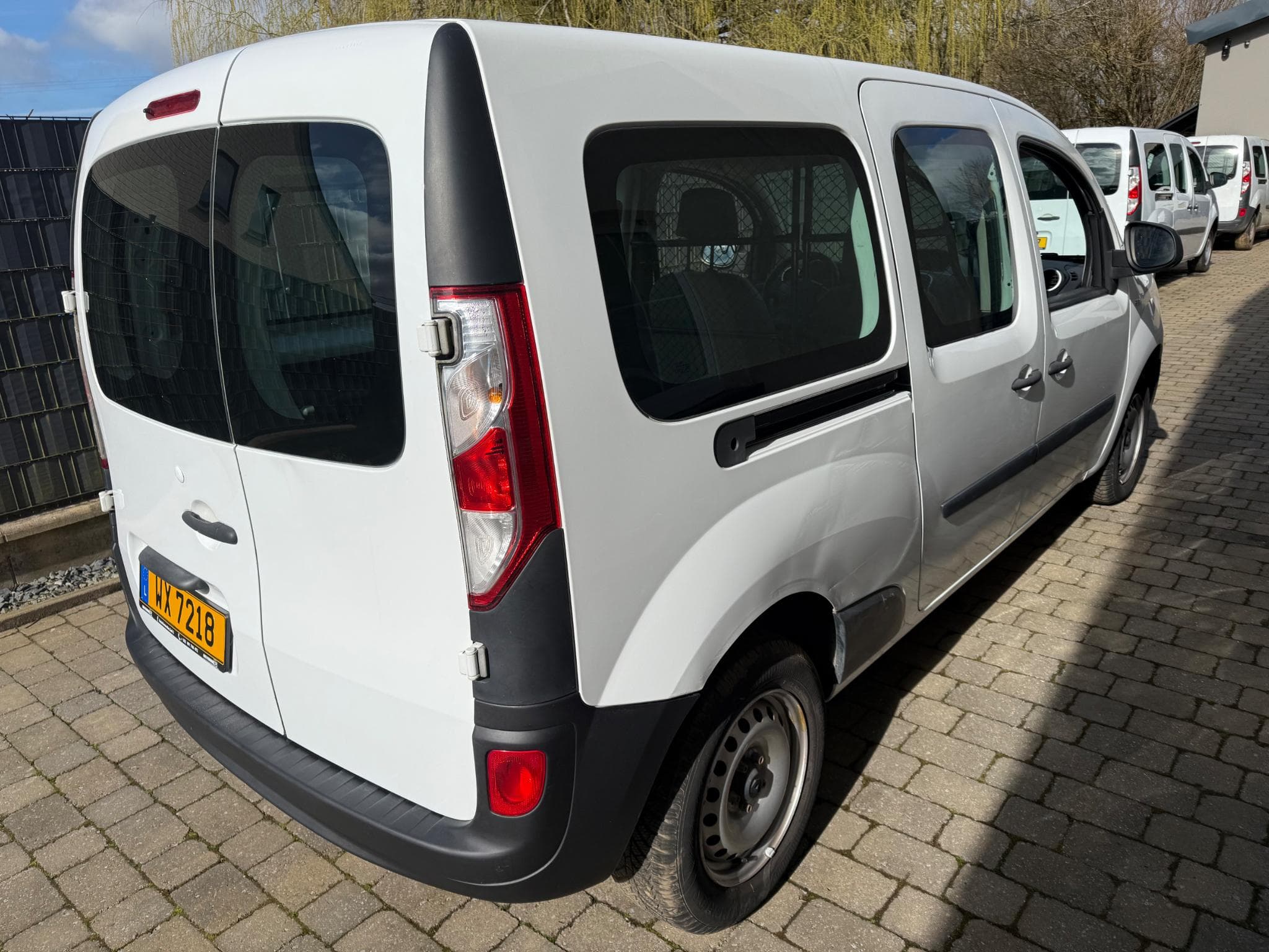 Renault Kangoo 1.5dci 95cv Maxi (2020) - Foto 3