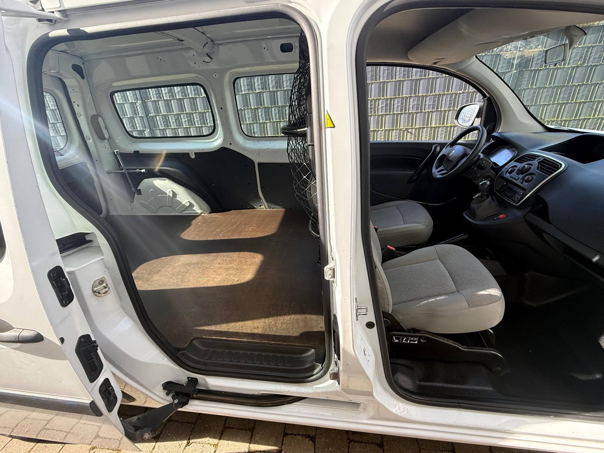 Renault Kangoo 1.5dci 95cv Maxi (2020) - Foto 9