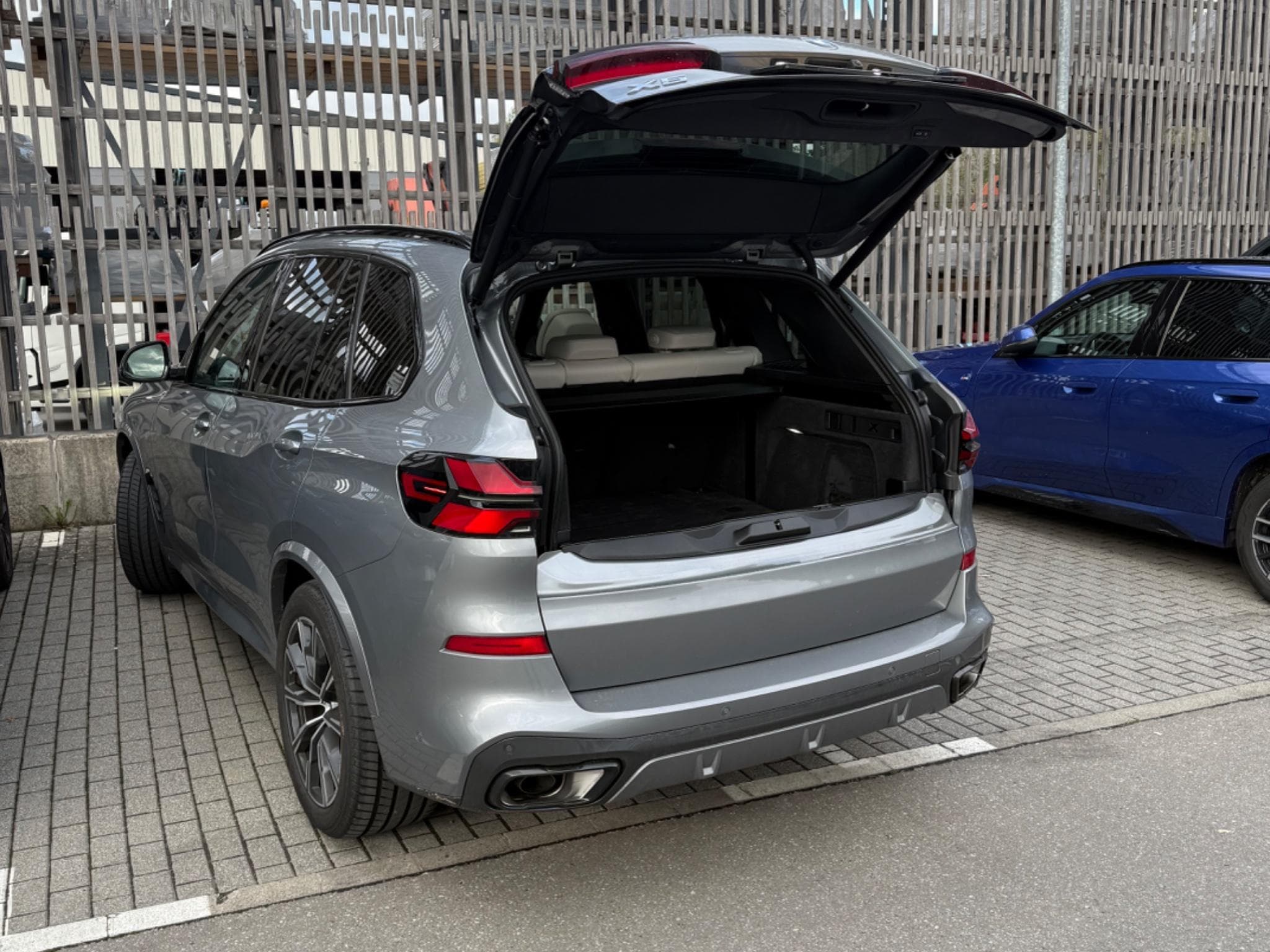 BMW X5 40d M pack (2025) - Photo 2