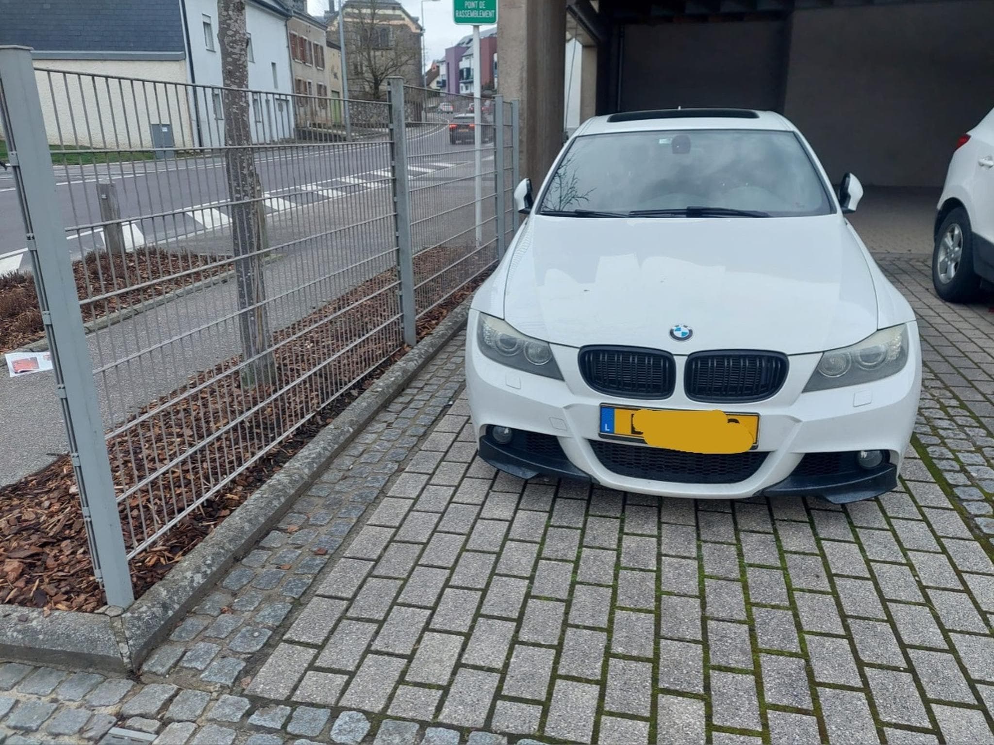 BMW 335 Pack M (2011) - Foto 2