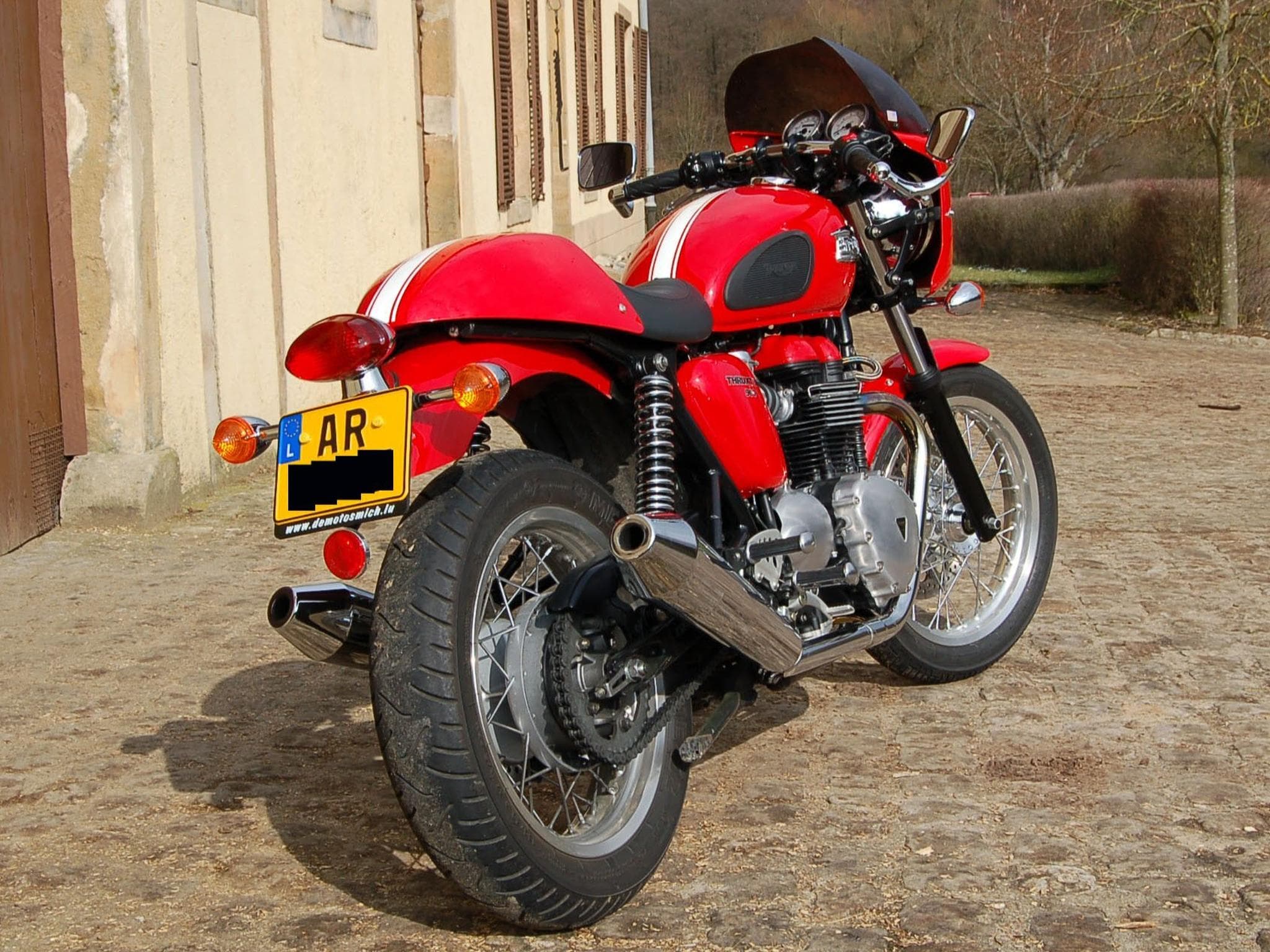 Triumph Thruxton Café racer néo‑rétro de 2008 (2008) - Photo 3