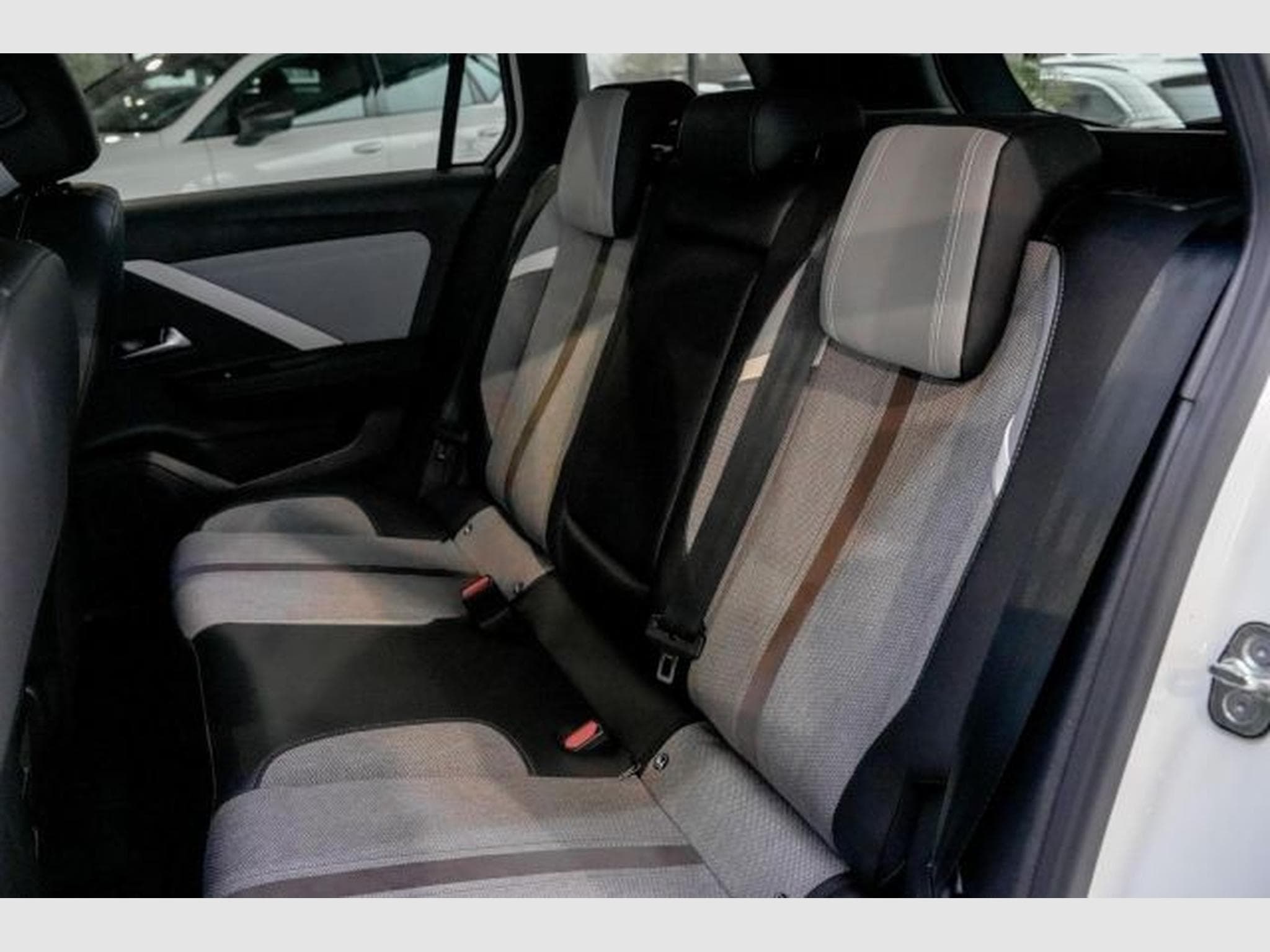 Opel Astra Astra L 1.5 D Autom. Elegance NAVI LED RFK SHZG (2023) - Photo 13