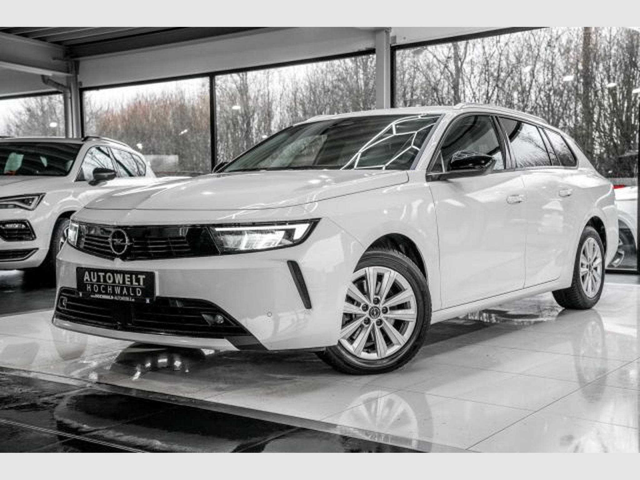 Opel Astra Astra L 1.5 D Autom. Elegance NAVI LED RFK SHZG (2023) - Photo 2