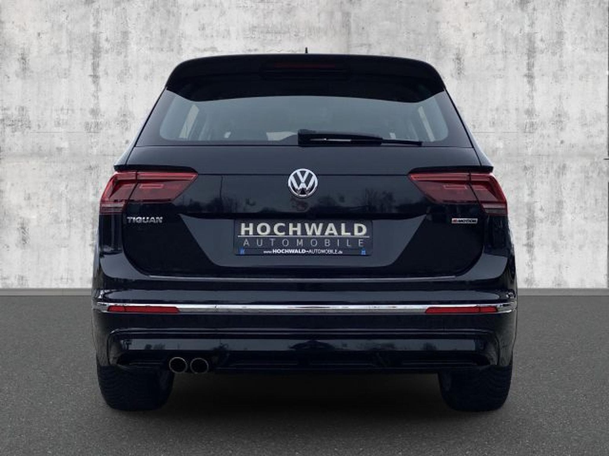 VW Tiguan Tiguan 2.0 TDI DSG Highl. R-Line 4M NAVI AHK 360 (2020) - Photo 4