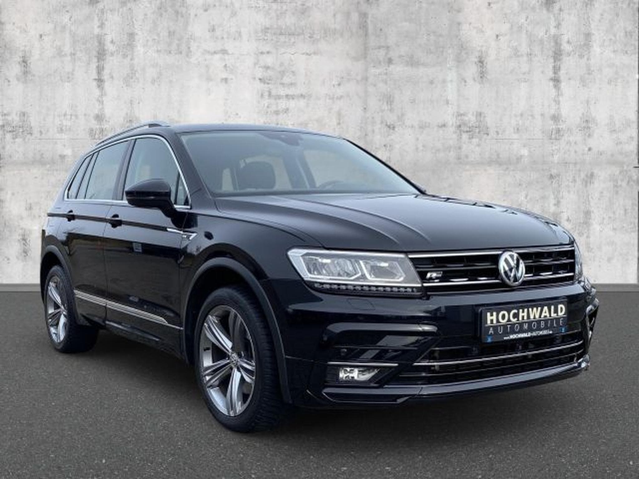 VW Tiguan Tiguan 2.0 TDI DSG Highl. R-Line 4M NAVI AHK 360 (2020) - Photo 7