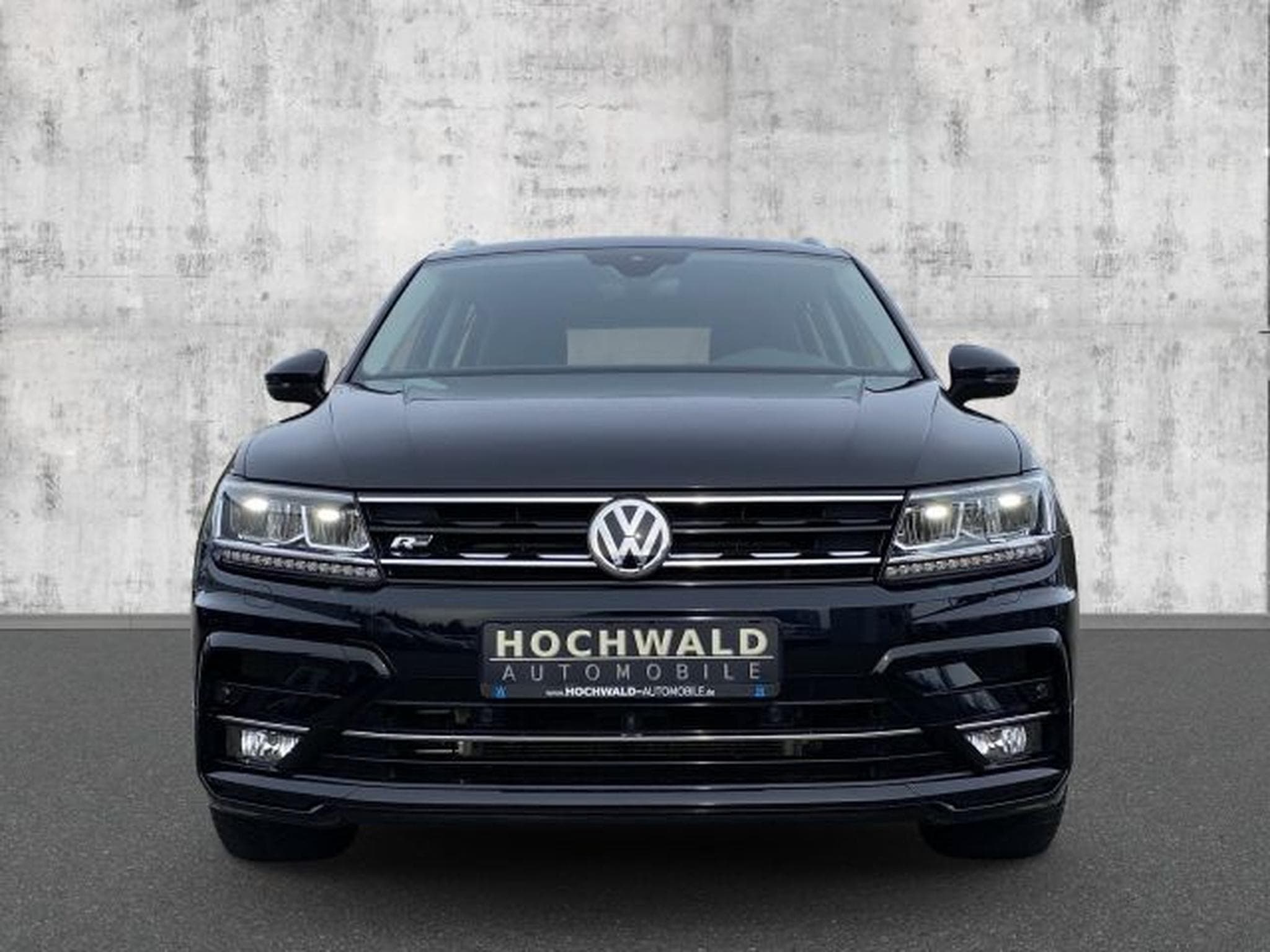 VW Tiguan Tiguan 2.0 TDI DSG Highl. R-Line 4M NAVI AHK 360 (2020) - Photo 8