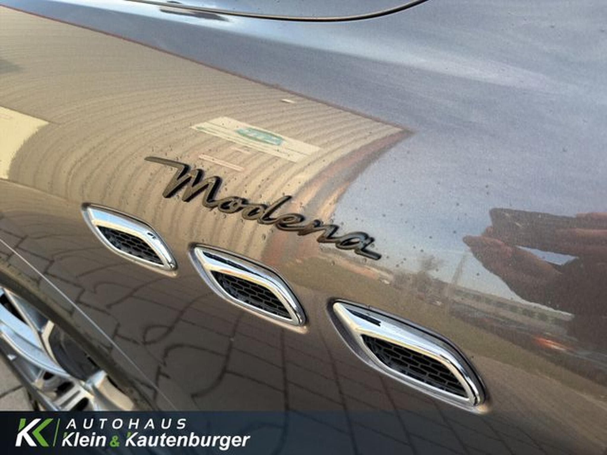 Maserati Levante Levante 3.0 V6 Modena +LED+CARPLAY+SPORTSITZE (2023) - Photo 11