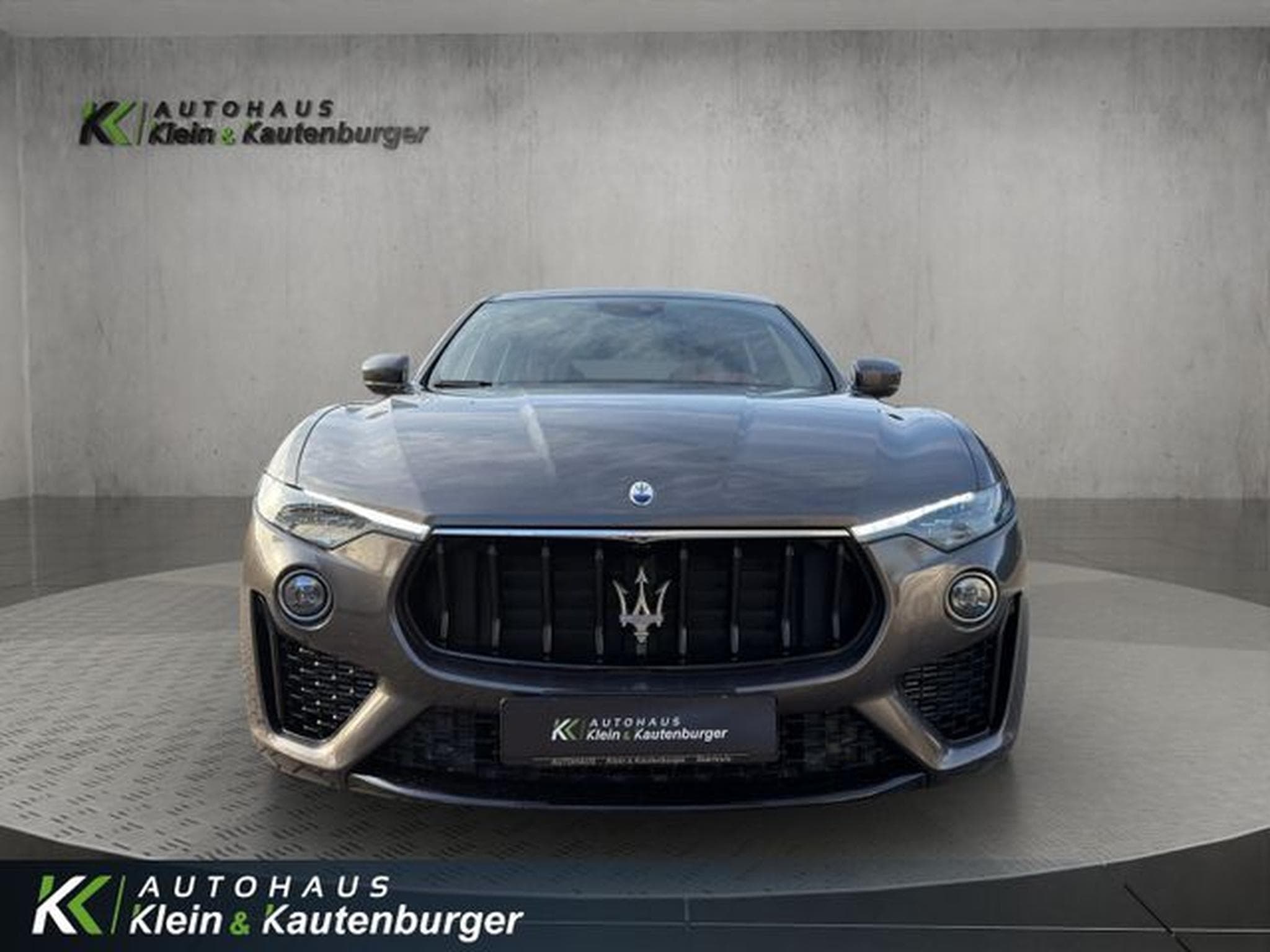 Maserati Levante Levante 3.0 V6 Modena +LED+CARPLAY+SPORTSITZE (2023) - Photo 3