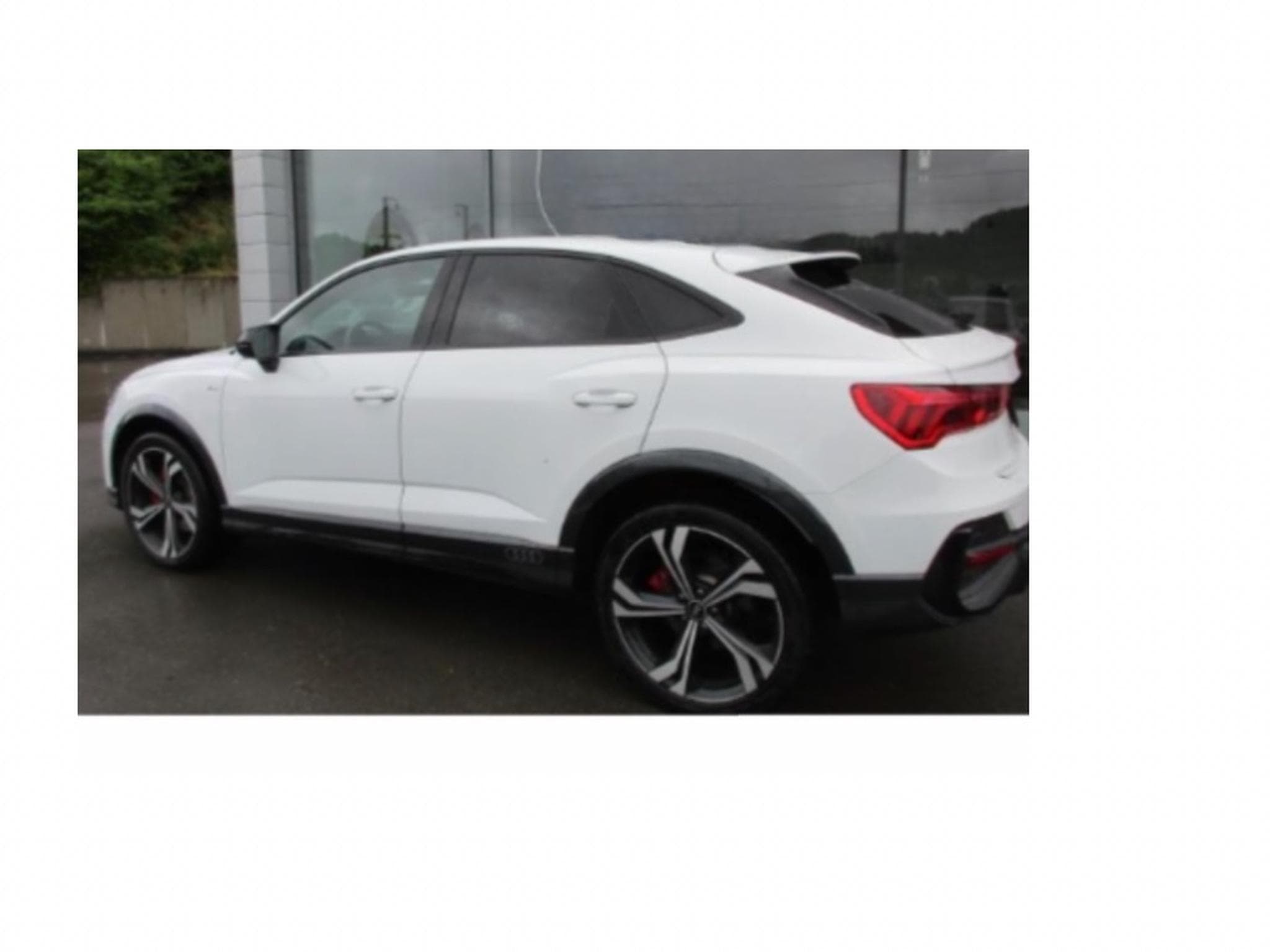 Audi Q3 S-line tfsi quattro (2021) - Foto 2