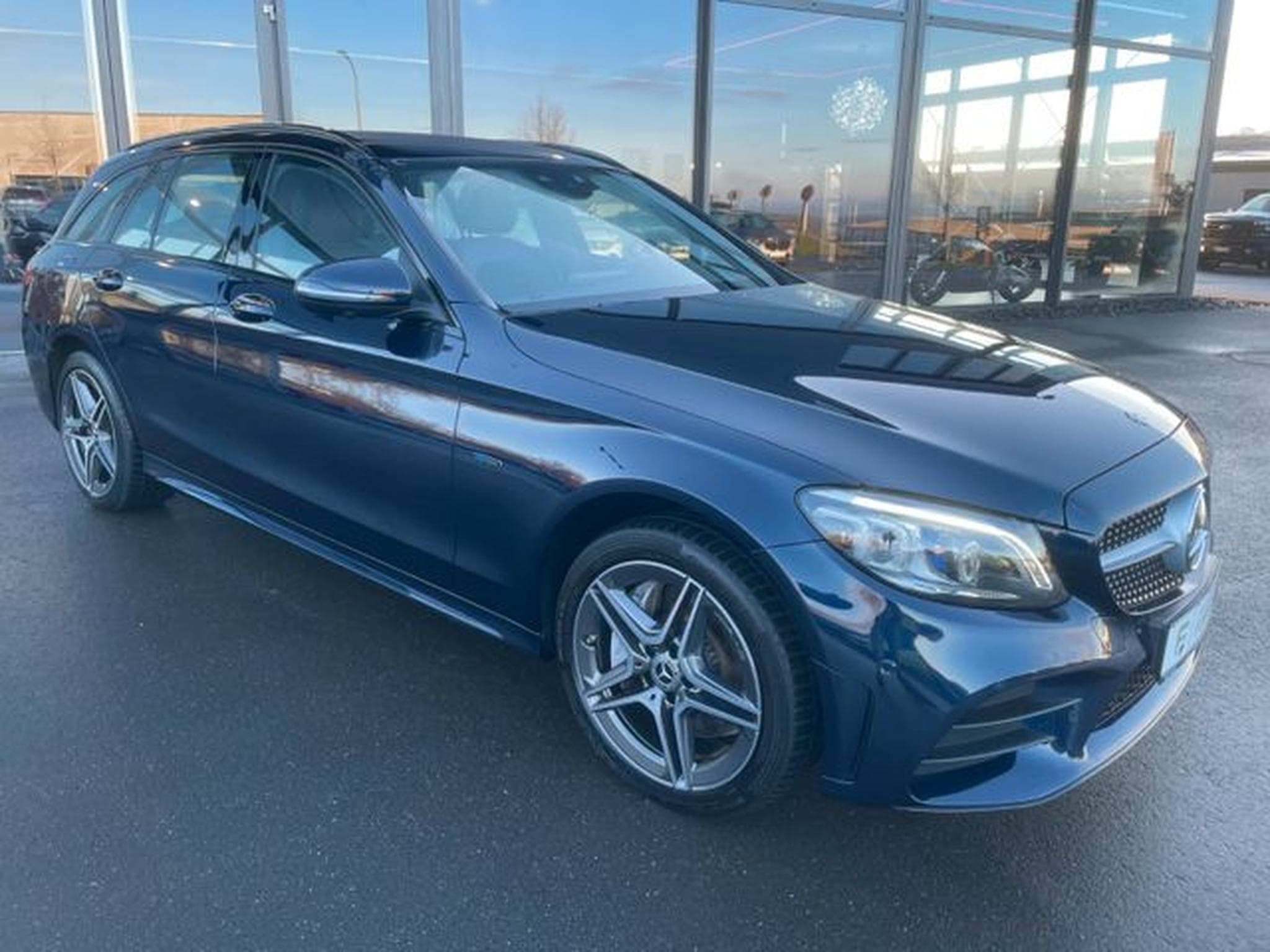 Mercedes C 300 C 300 e T AMG AHK Key 360° ACC Alcantara Multi (2021) - Foto 8