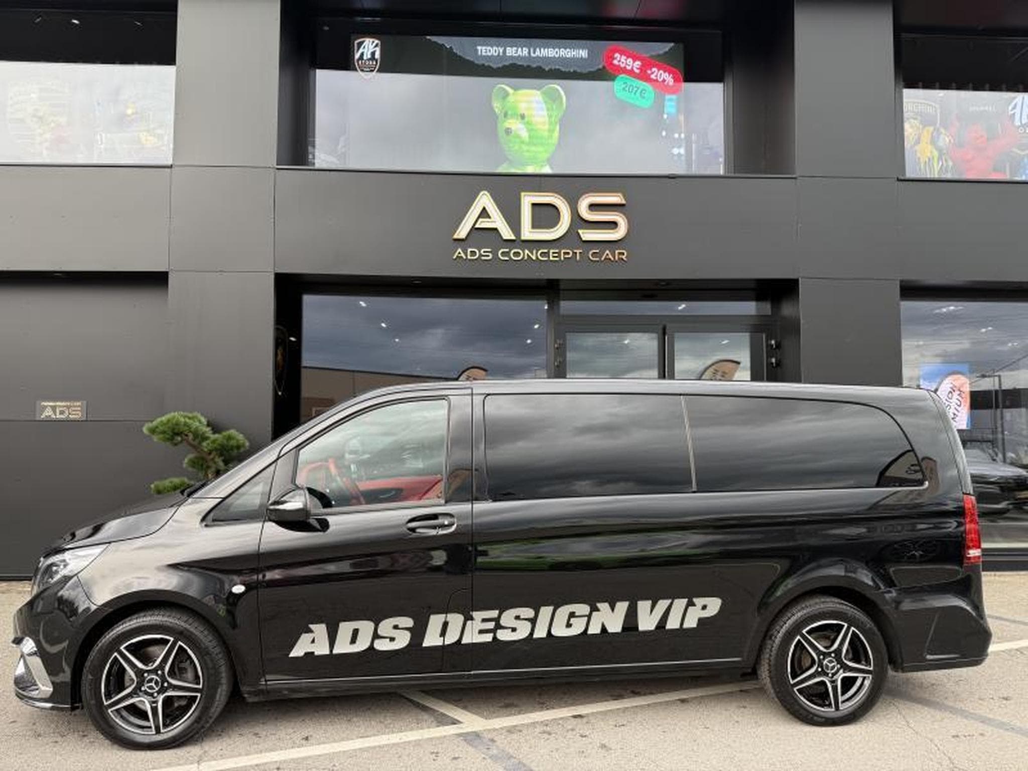 Mercedes Vito Vito Pack AMG + VIP Rouge extr (2021) - Photo 2