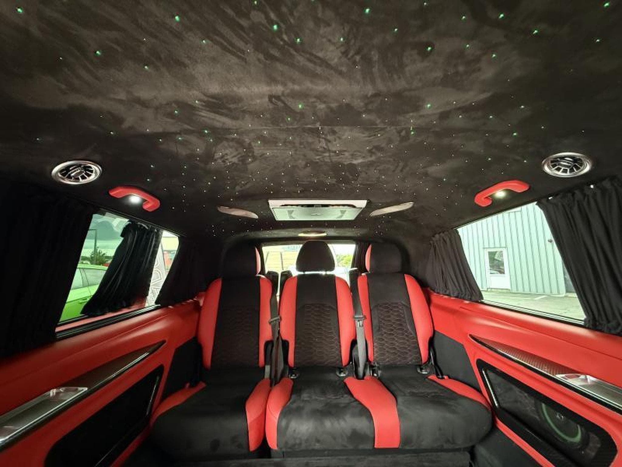 Mercedes Vito Vito Pack AMG + VIP Rouge extr (2021) - Photo 8