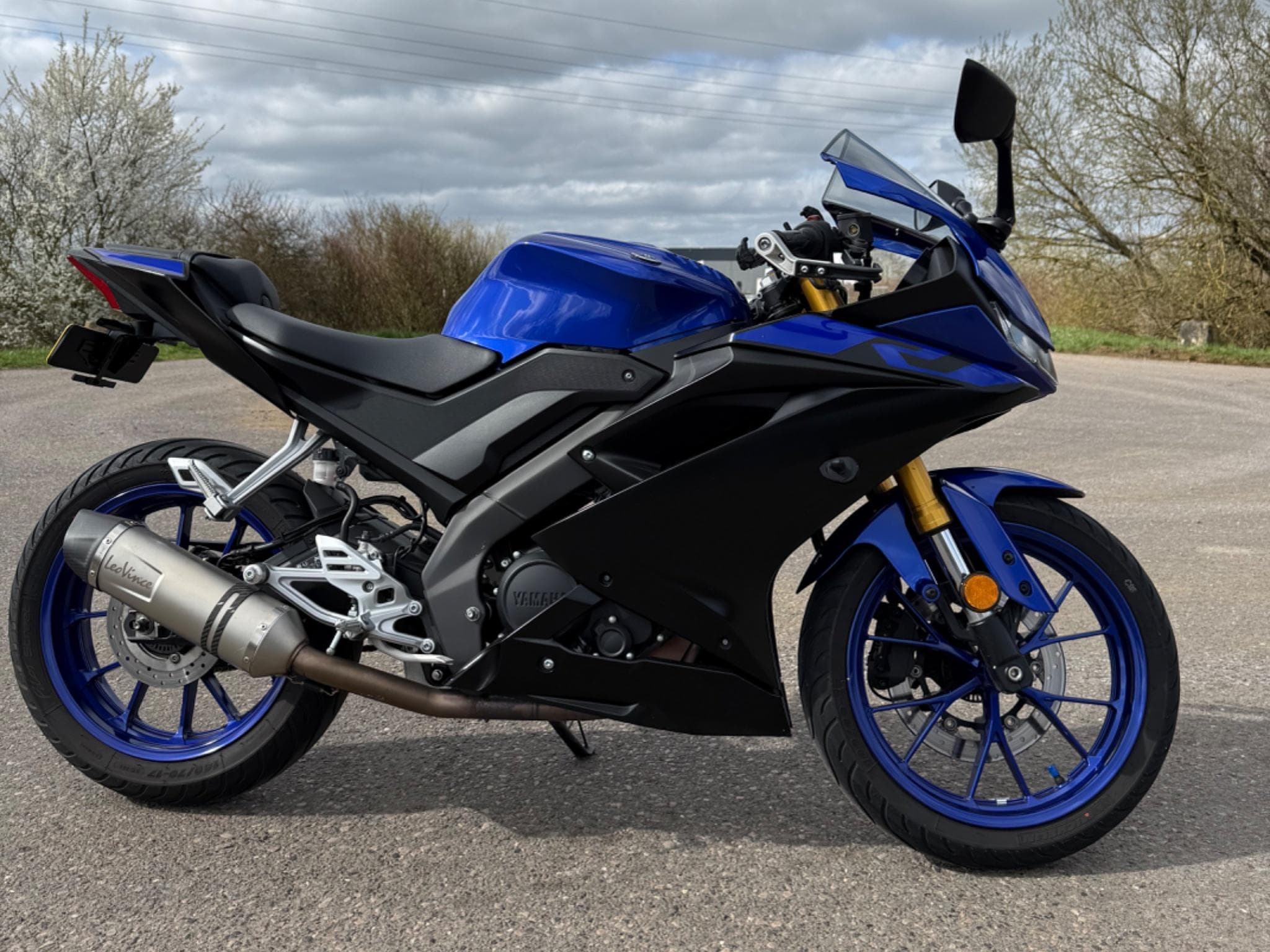 Yamaha YZF 125 (2019) - Foto 4